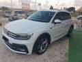 Volkswagen Tiguan 2.0 TDI SCR 4MOTION Executive BlueMotion Technolog Bianco - thumbnail 3