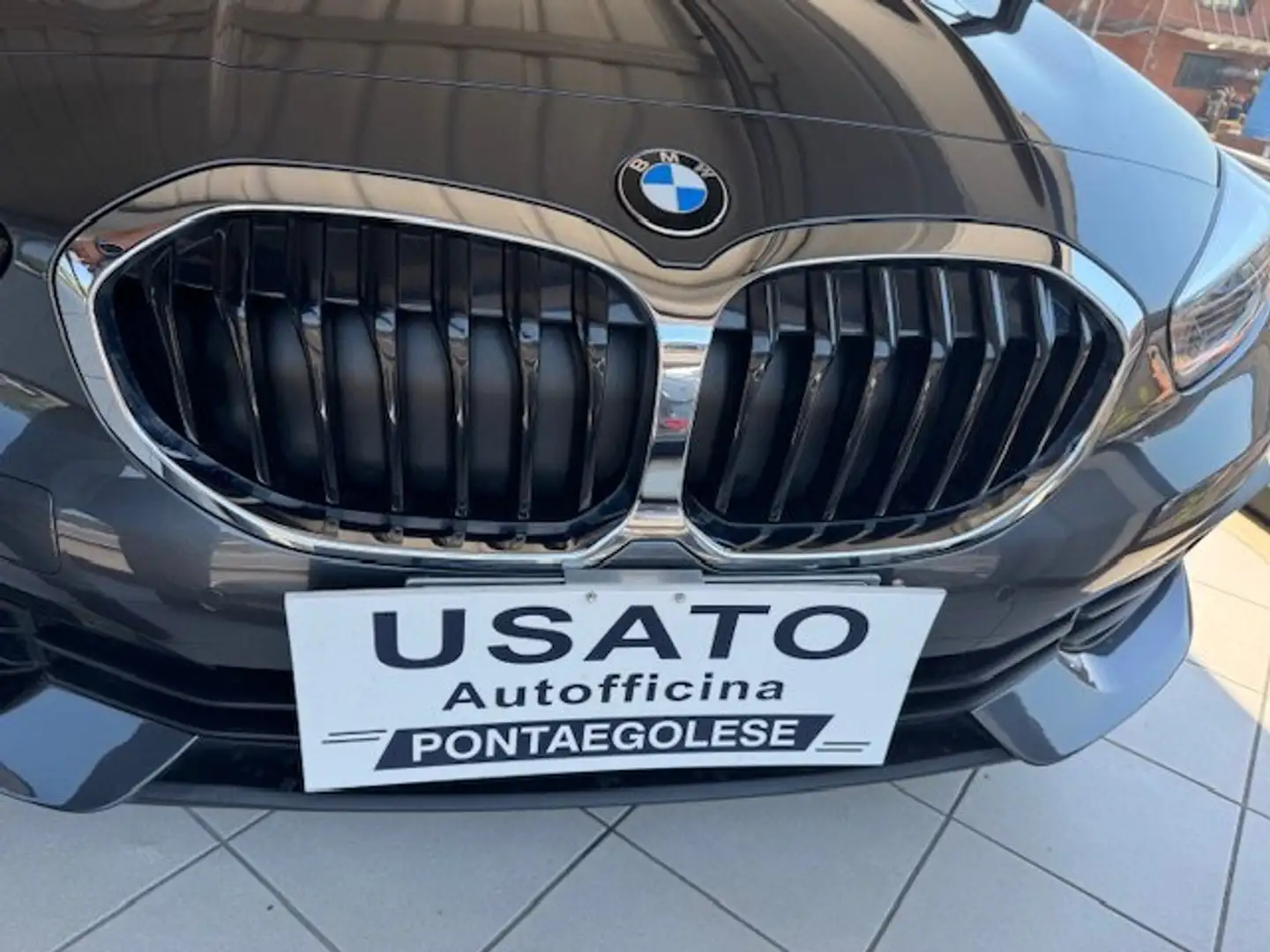 BMW 116 Serie 1 F40 116d Advantage auto Grigio - 1