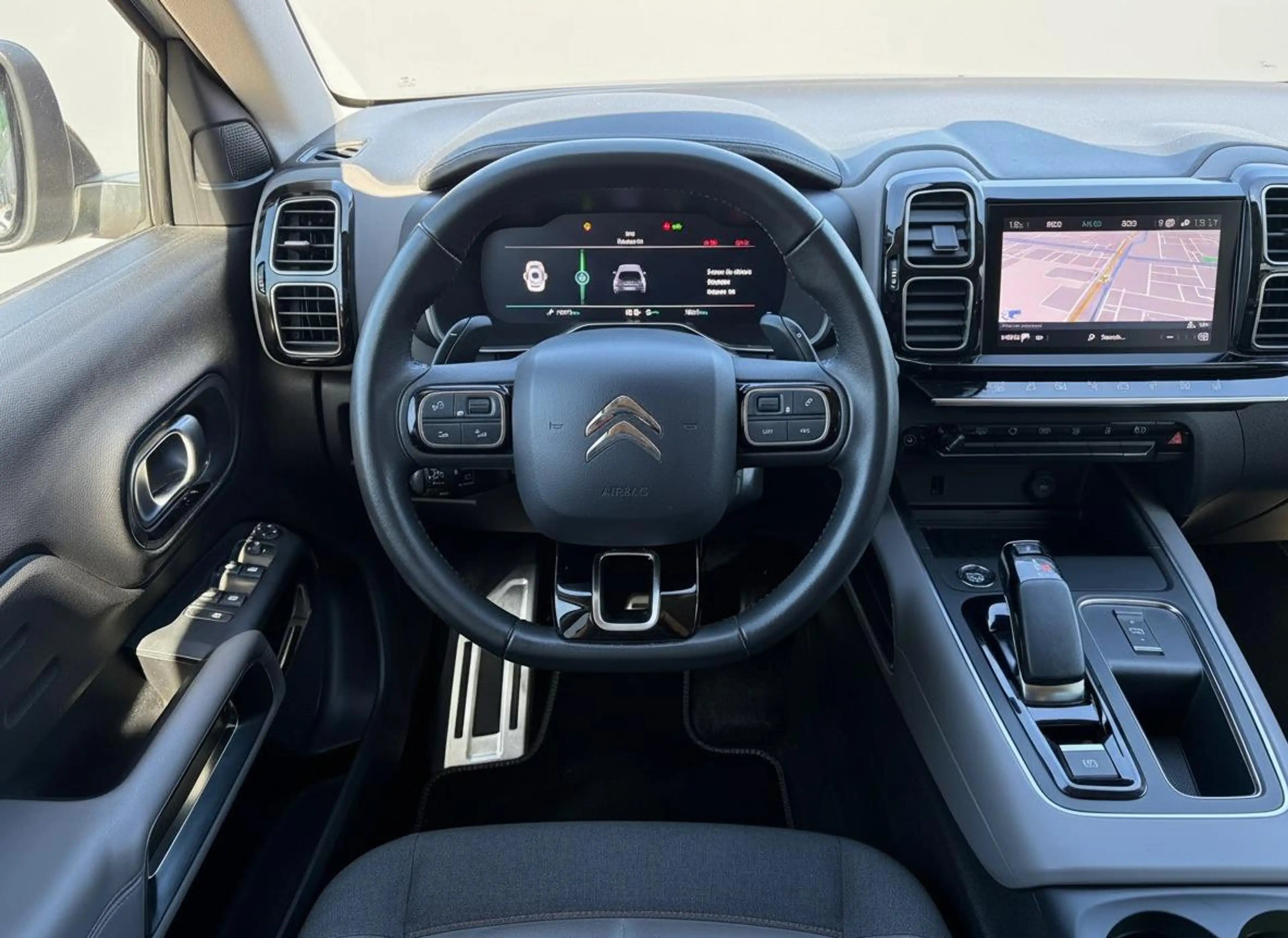Citroen C5 Aircross 1.6 Plug-in Hybrid 225 Shine TREKHAAK - LEER - CAR — photo 12