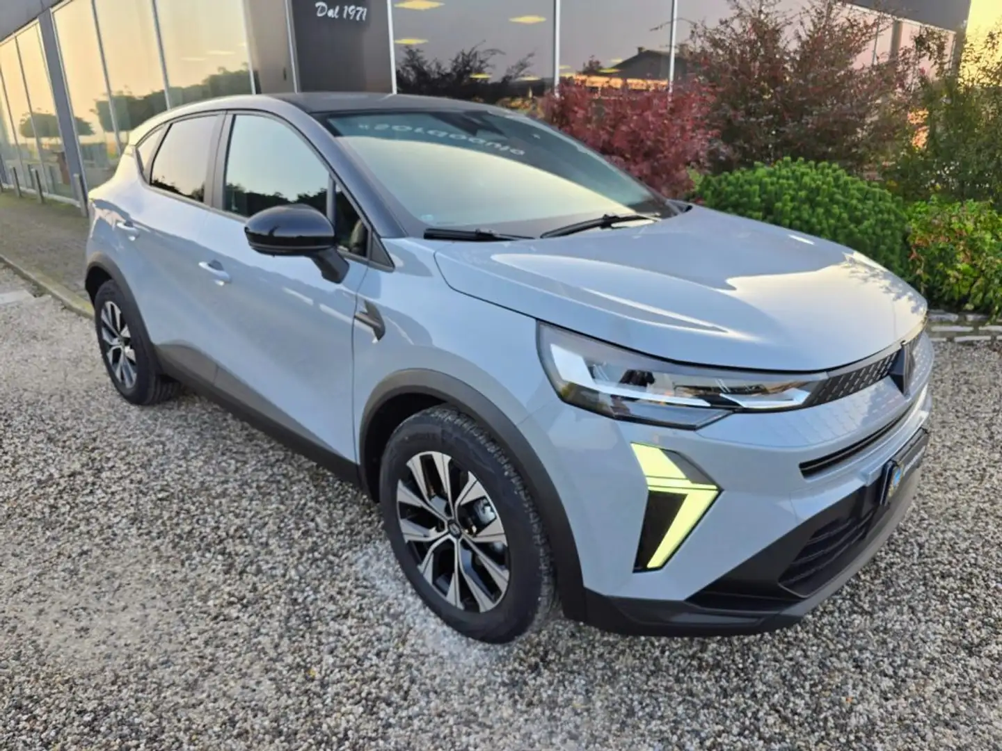 Renault Captur ECO-G 100 CV Evolution Grigio - 2