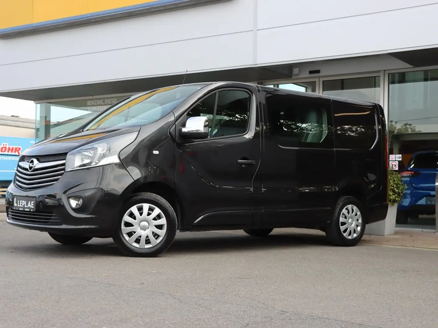 Opel Vivaro DUB CAB 1.6 125PK BITURBO 5PL |GPS|TREKHAAK| Rood - 2