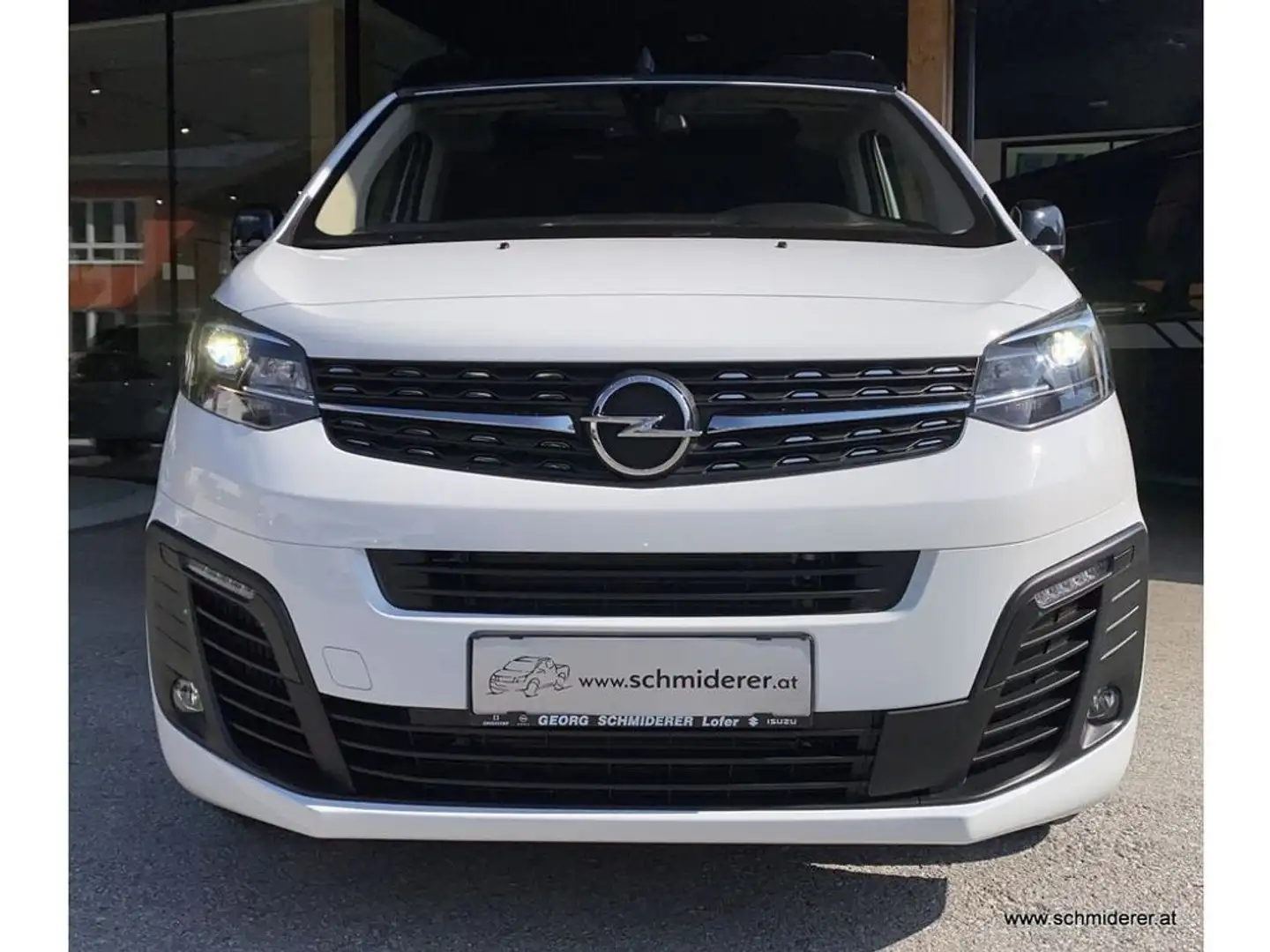 Opel Zafira Life Crosscamp FLEX 2.0-D 8-G. Aut. Weiß - 2