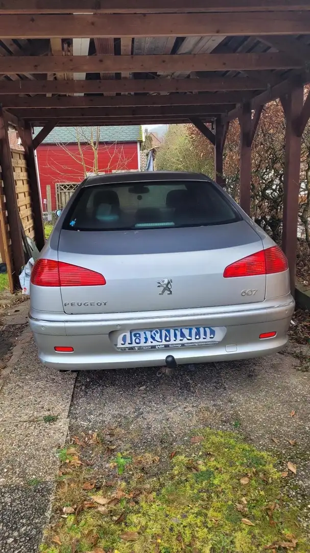 Peugeot 607 V6 HDI 205 Premium Silber - 2
