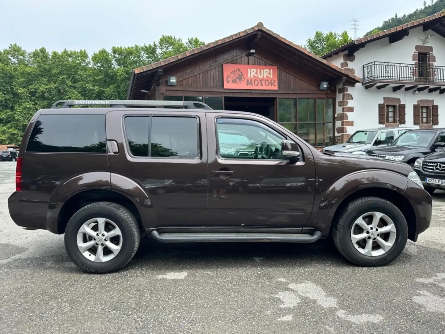 Nissan Pathfinder 2.5dCi SE Beige - 1