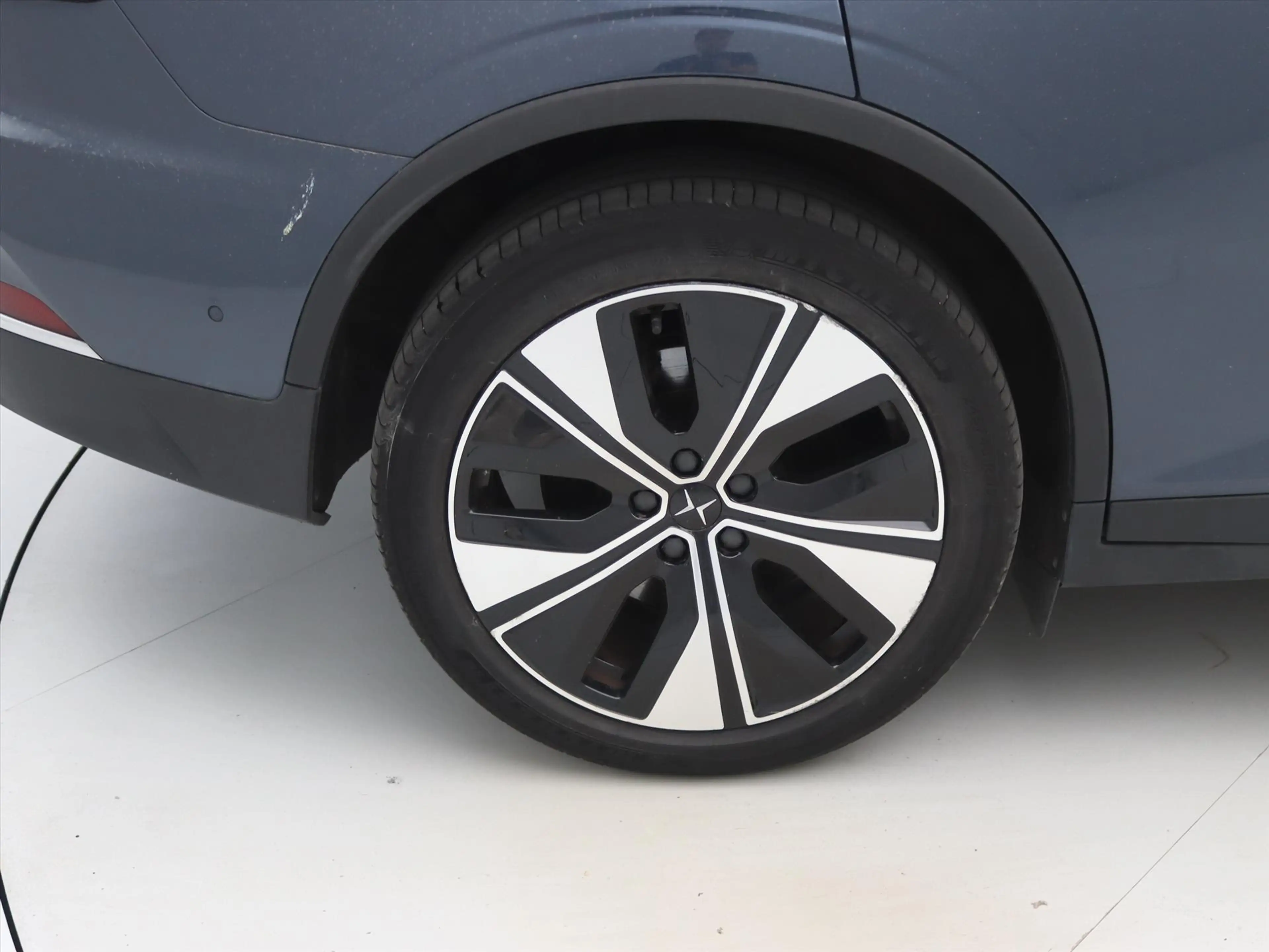 Polestar 2 170kW 231pk Long Range Single Motor 92% SoH [ WARM — photo 10