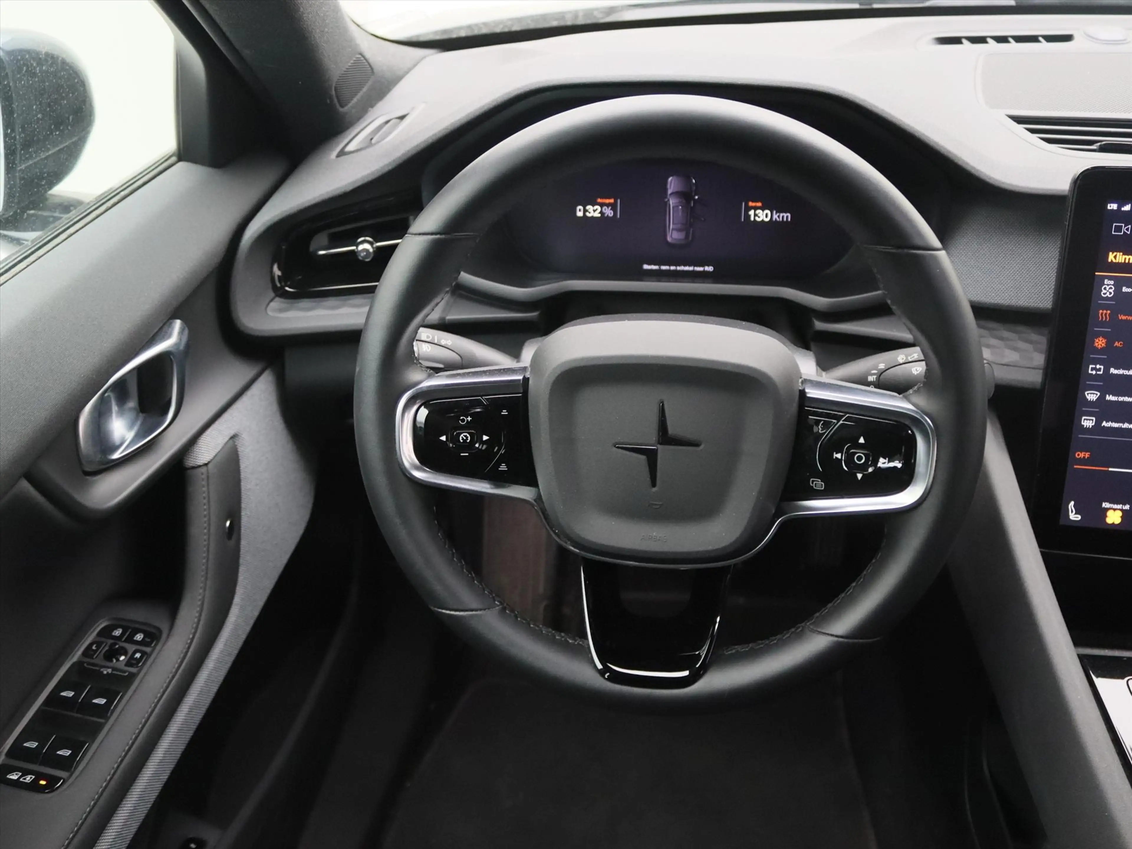 Polestar 2 170kW 231pk Long Range Single Motor 92% SoH [ WARM — photo 18