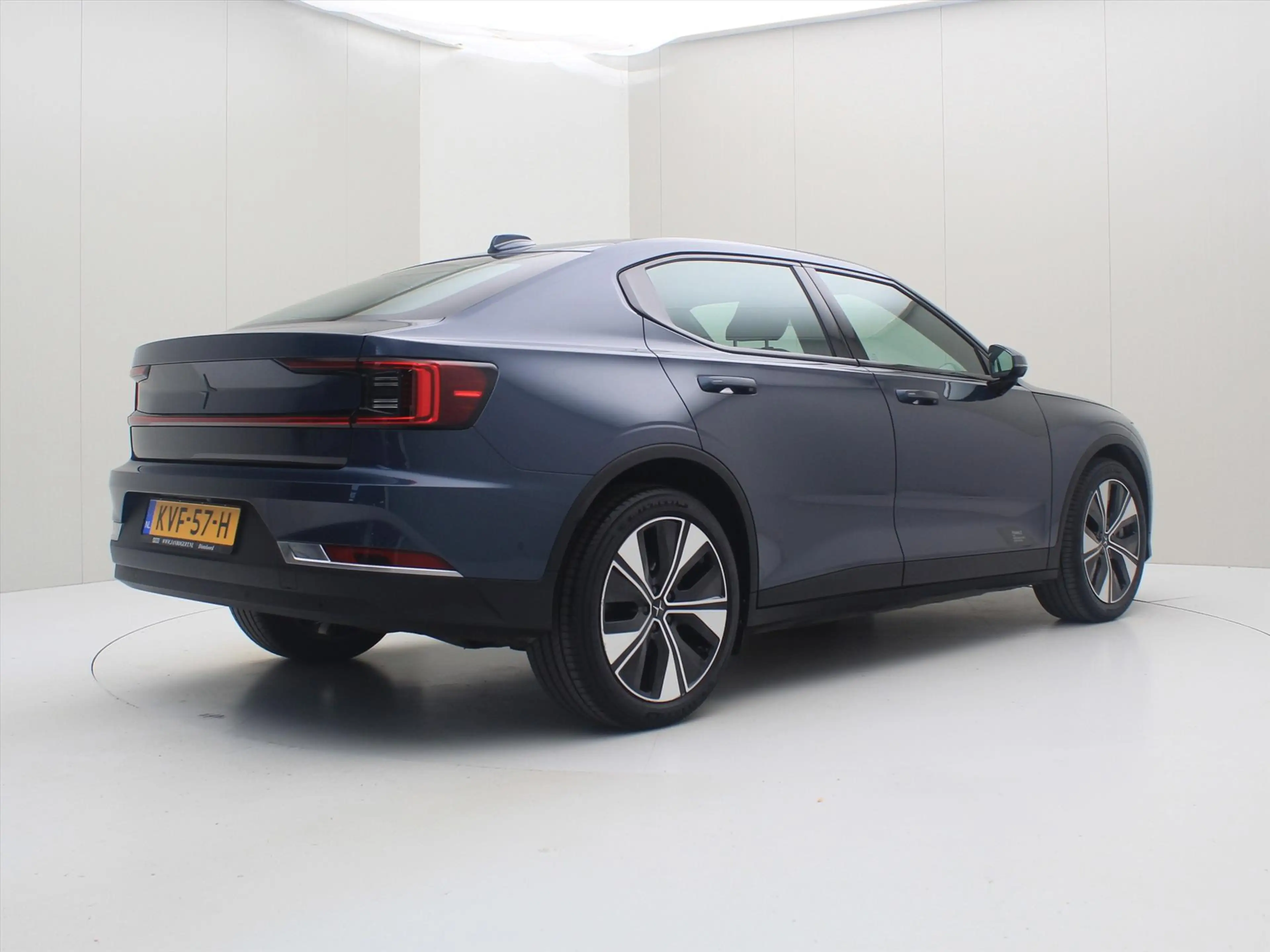 Polestar 2 170kW 231pk Long Range Single Motor 92% SoH [ WARM — photo 3
