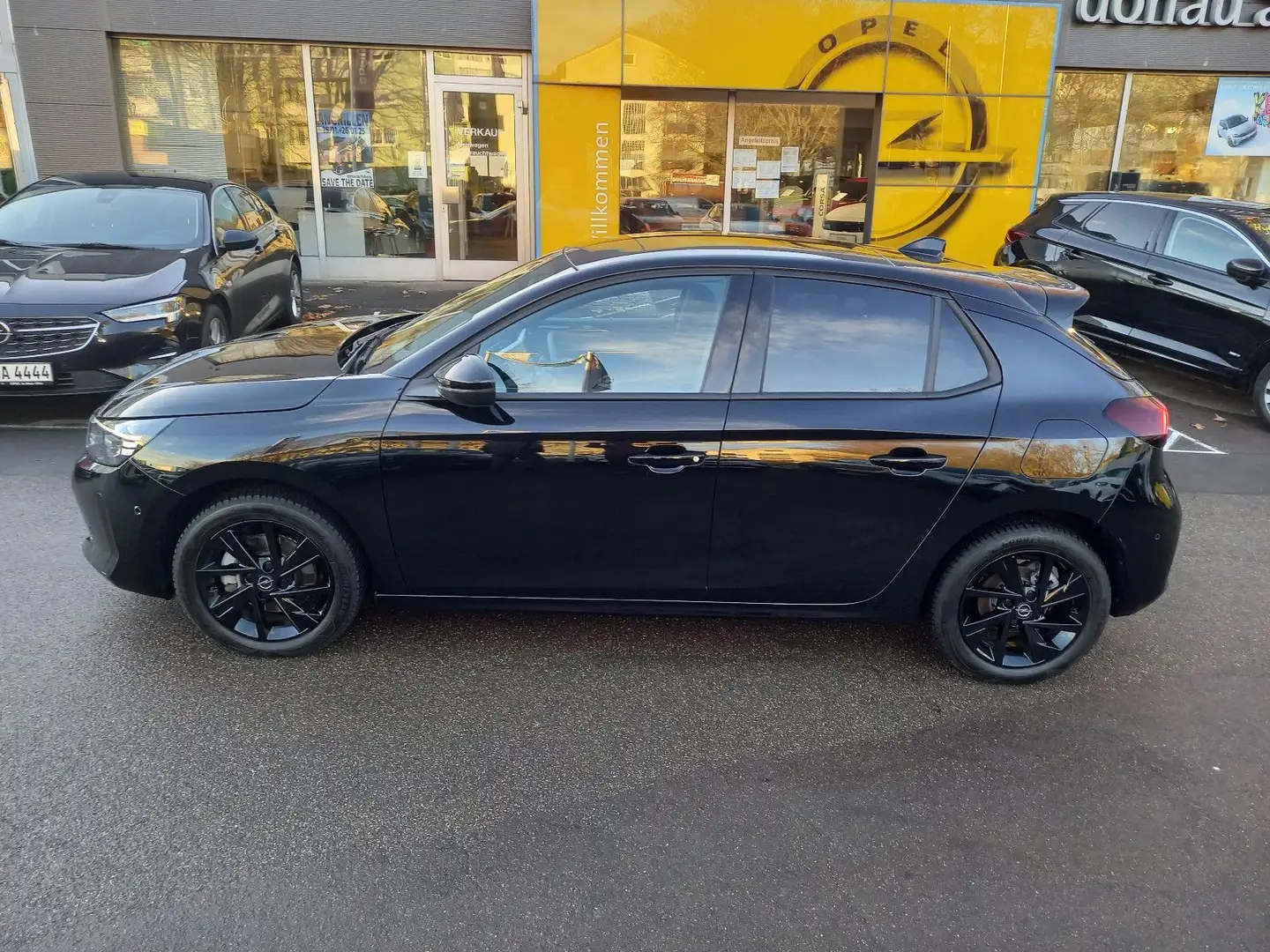 Opel Corsa 1.2T AT8 GS Navi Matrix Sitzhzg Panodach Zwart - 2
