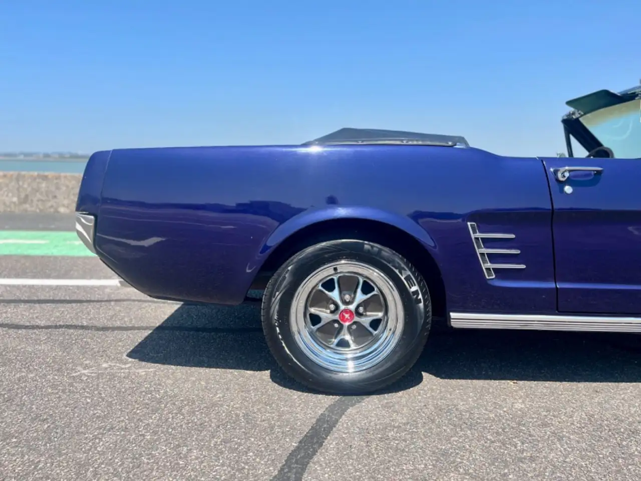 Ford Mustang Pony Luxury, foto 11