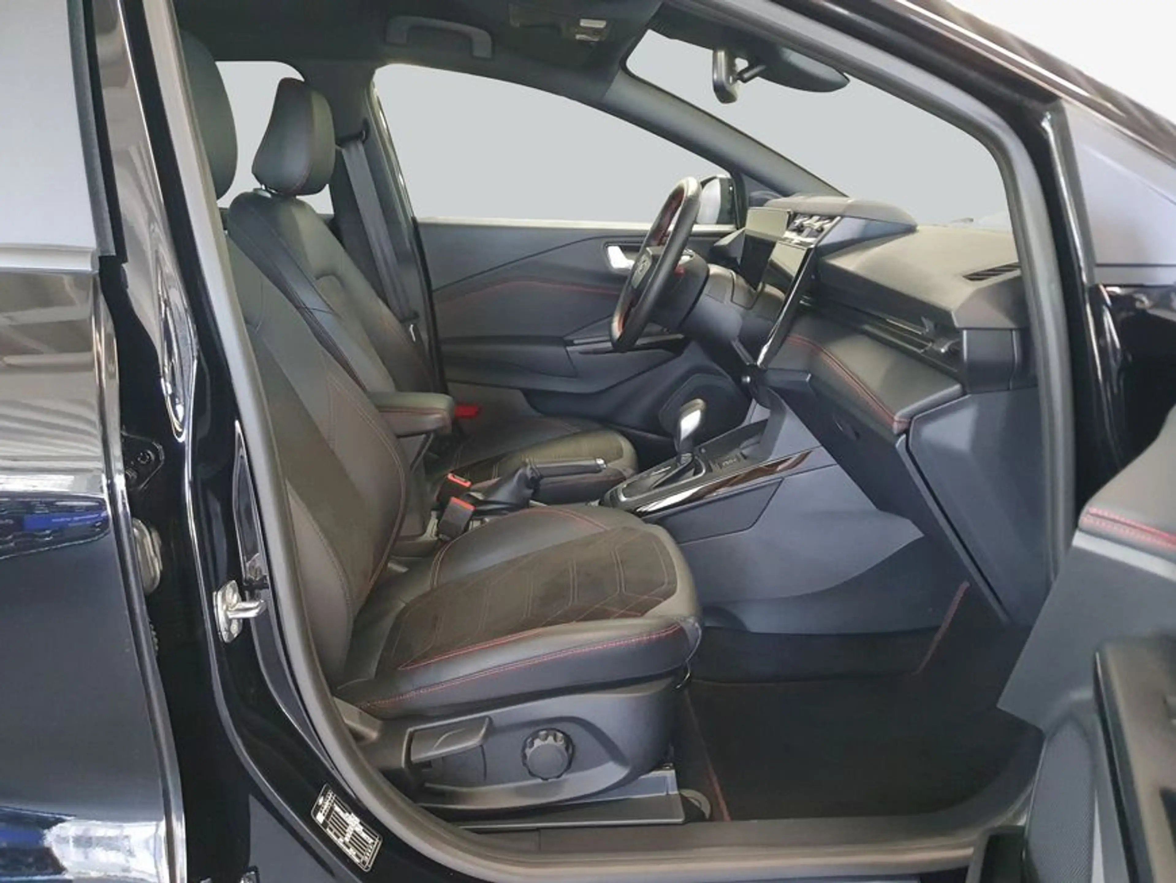 Ford Puma 1.0 EcoBoost Hybrid Aut. ST-LINE X — photo 12