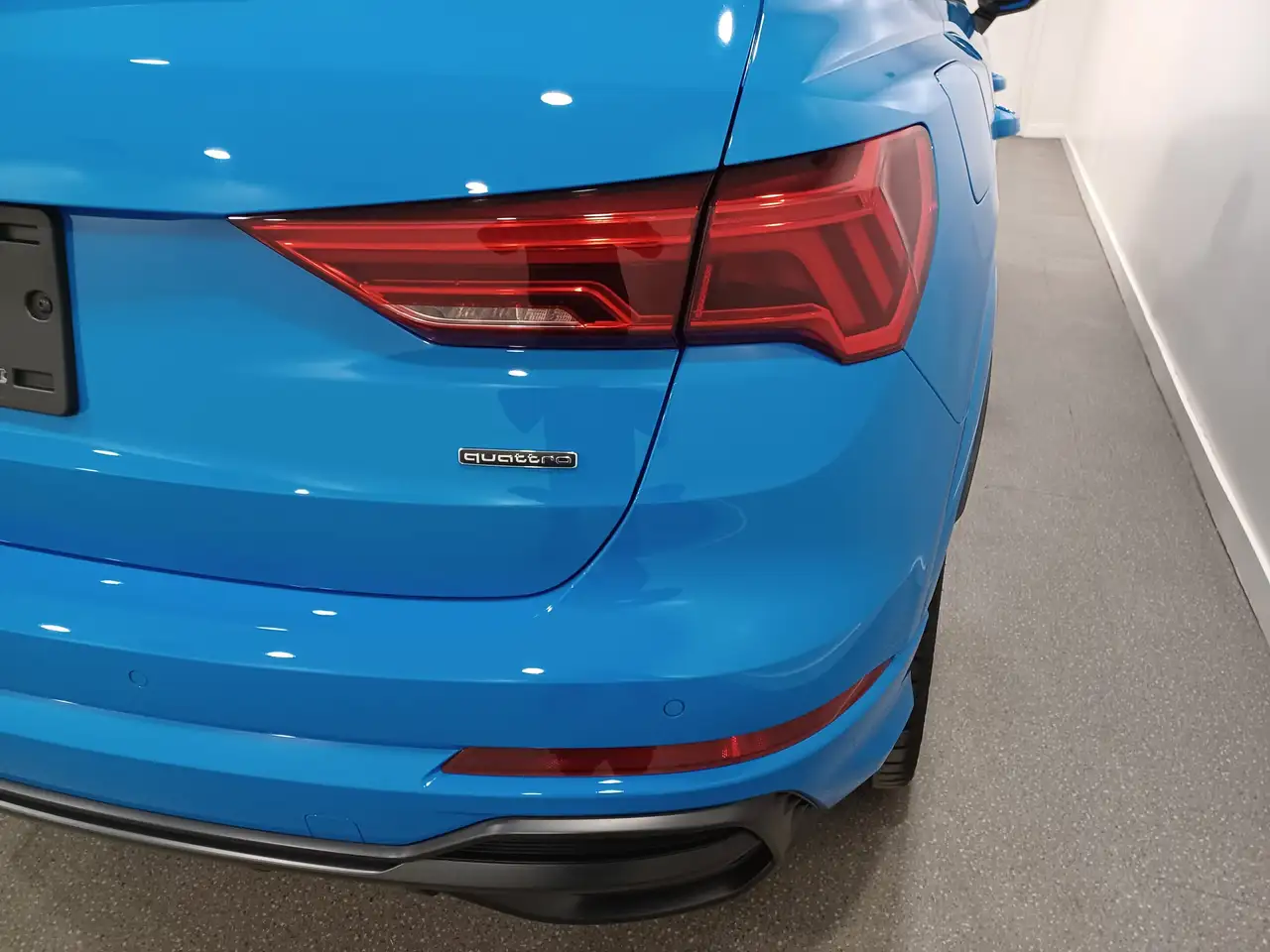 Audi Q3 снимка Audi Q3