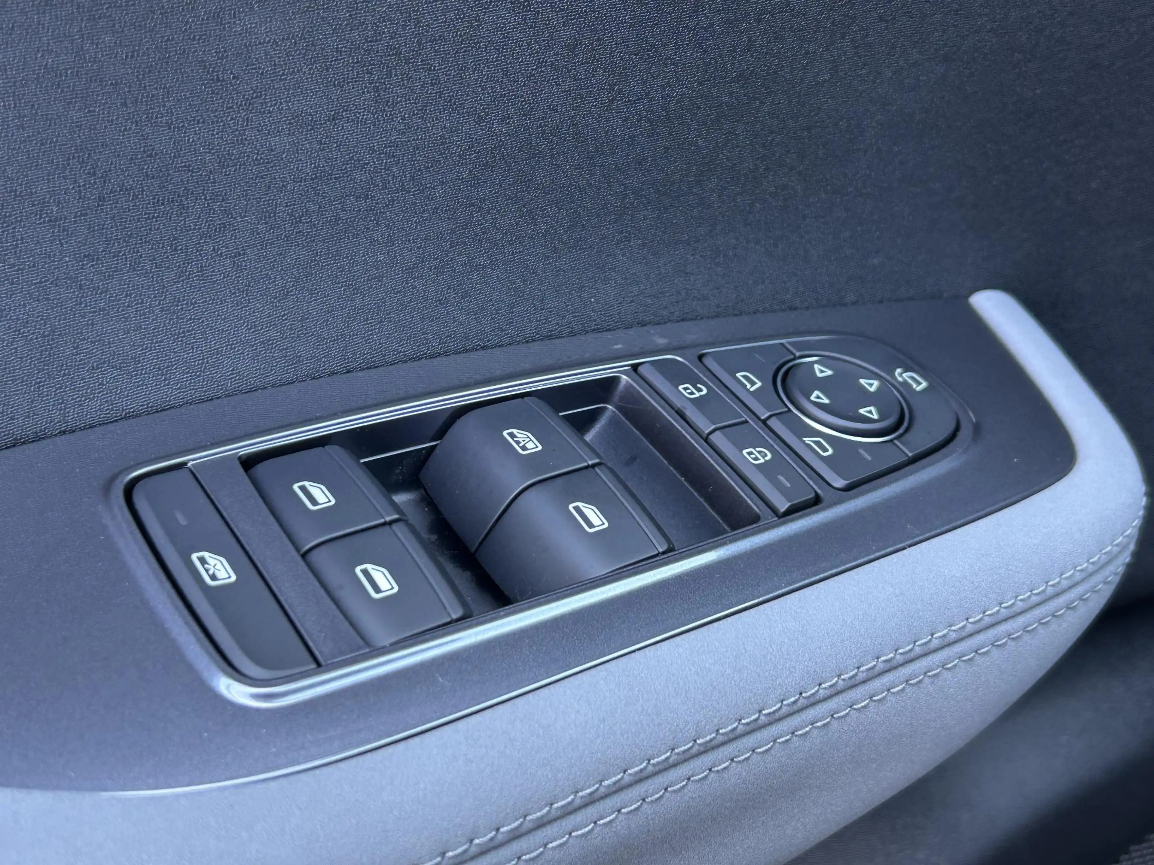 BYD Dolphin Surf Comfort 43 kWh — photo 14