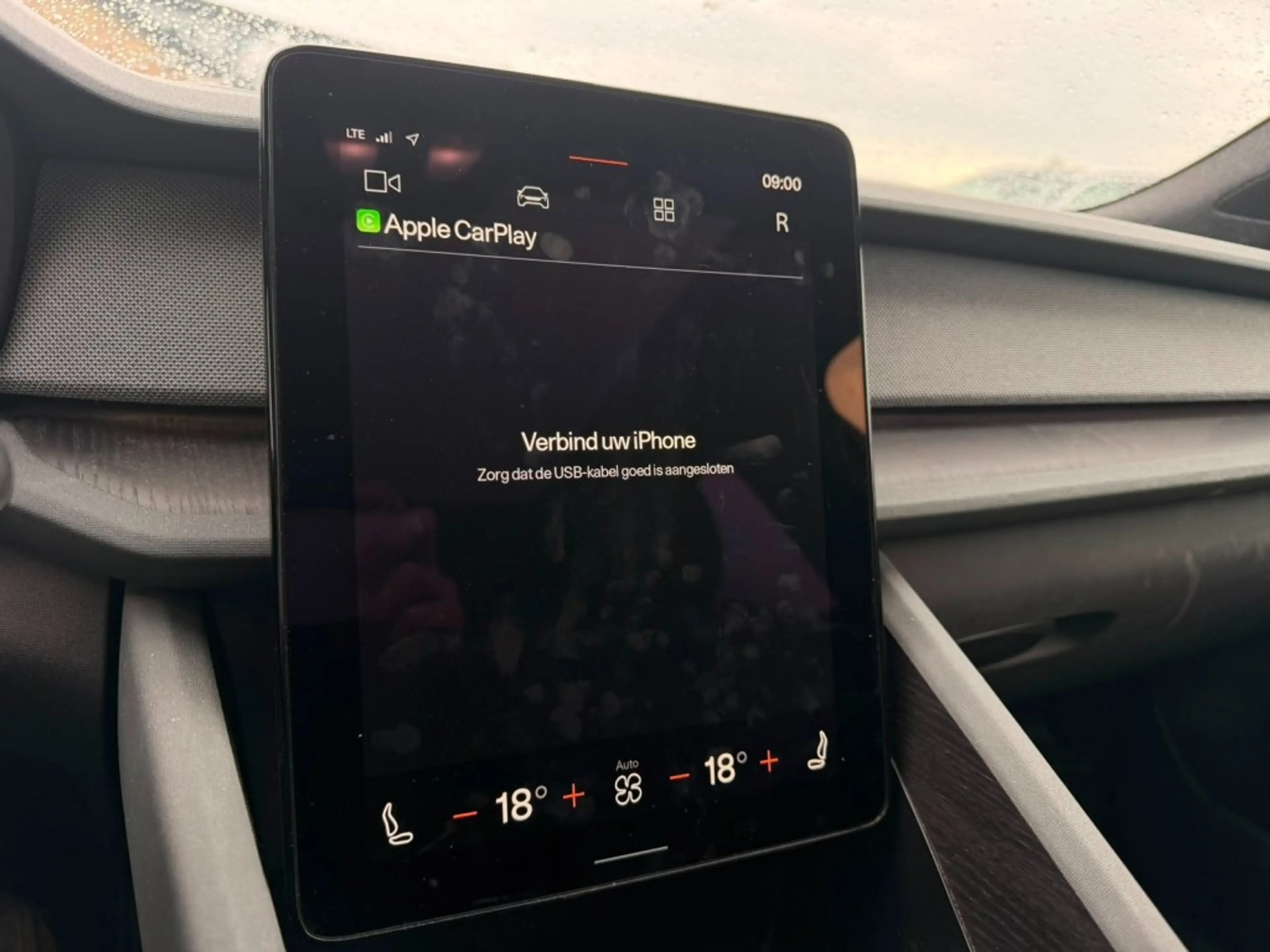 Polestar 2 STANDARD RANGE SINGLE MOTOR 69KWH. CARPLAY, PANO, — photo 15