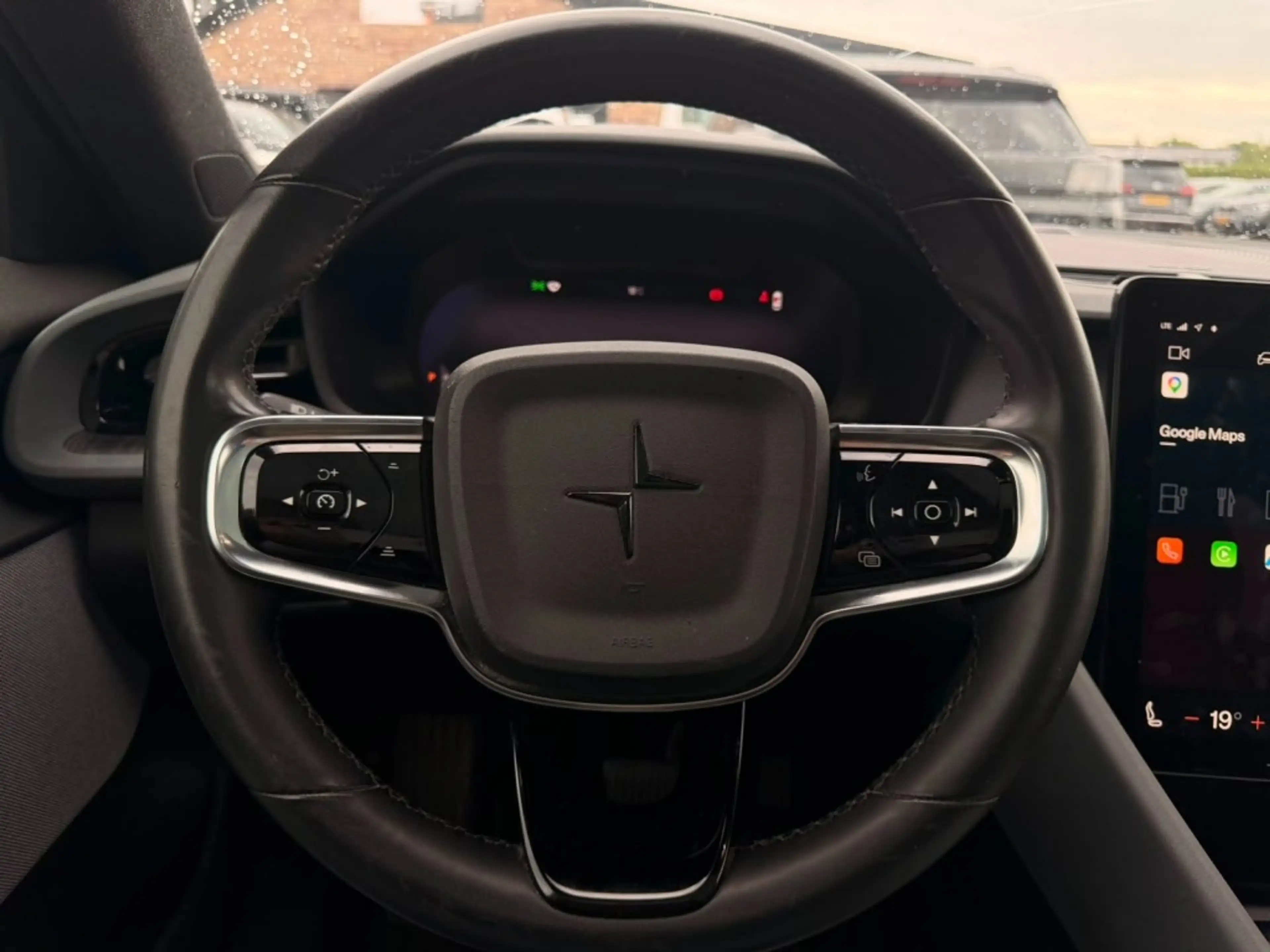 Polestar 2 STANDARD RANGE SINGLE MOTOR 69KWH. CARPLAY, PANO, — photo 9