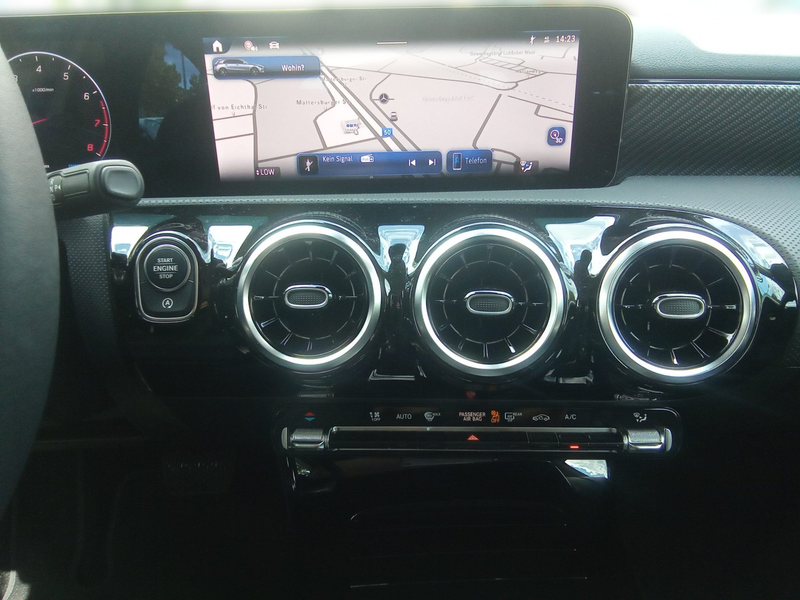 Mercedes-Benz A 180 Progressive LED — photo 12