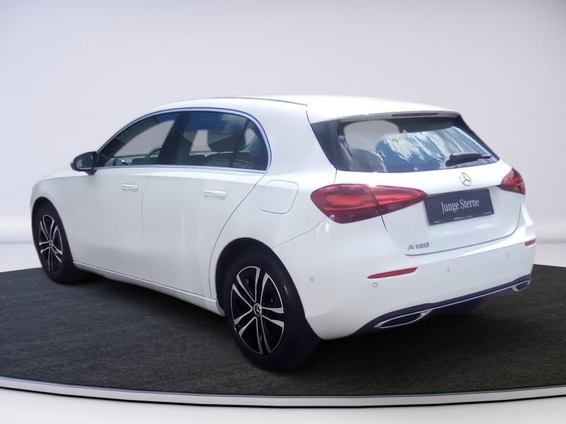 Mercedes-Benz A 180 Progressive LED — photo 4