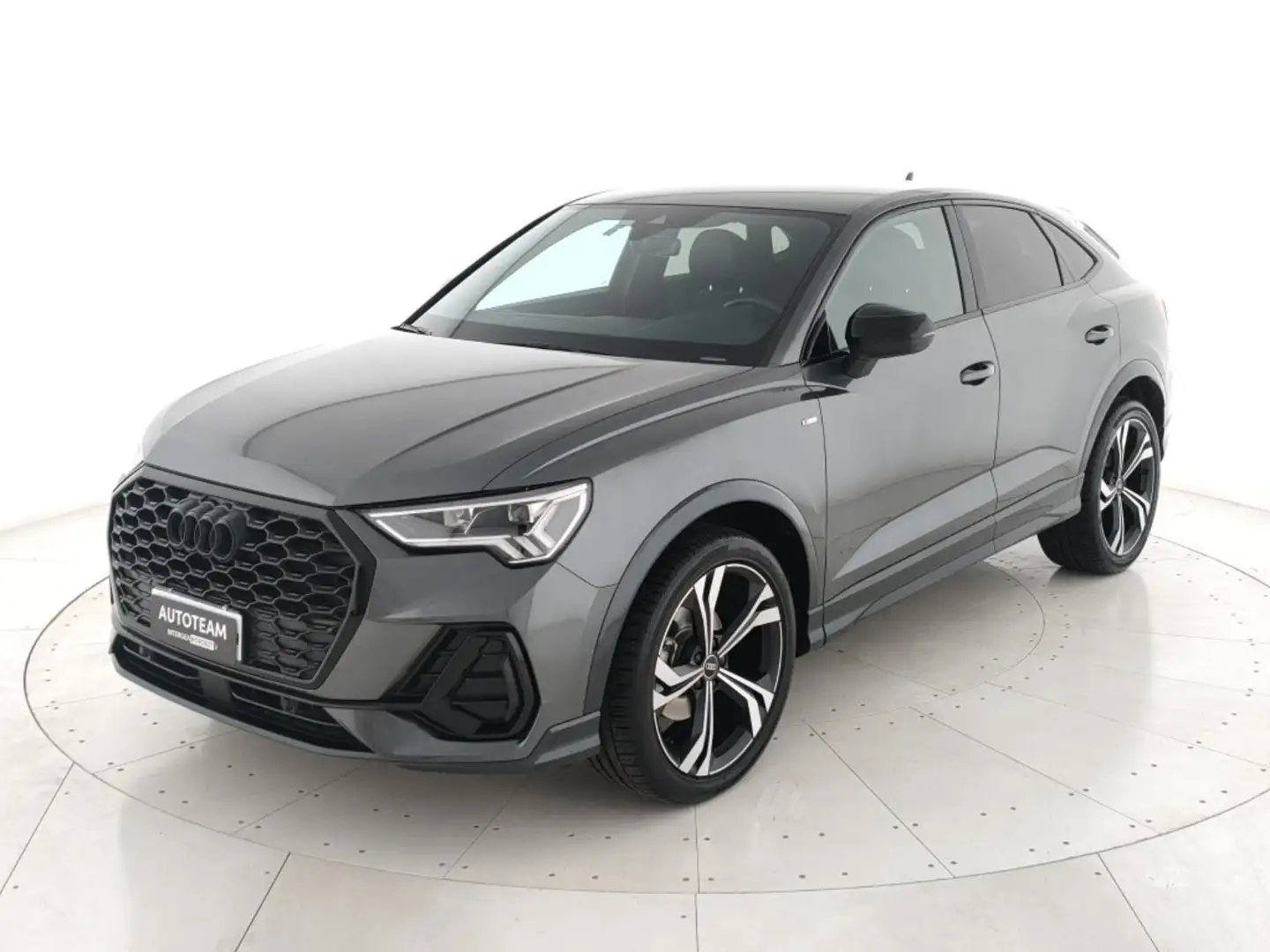 Audi Q3 Sportback 35 2.0 tdi S line edition s-tronic Grigio - 1