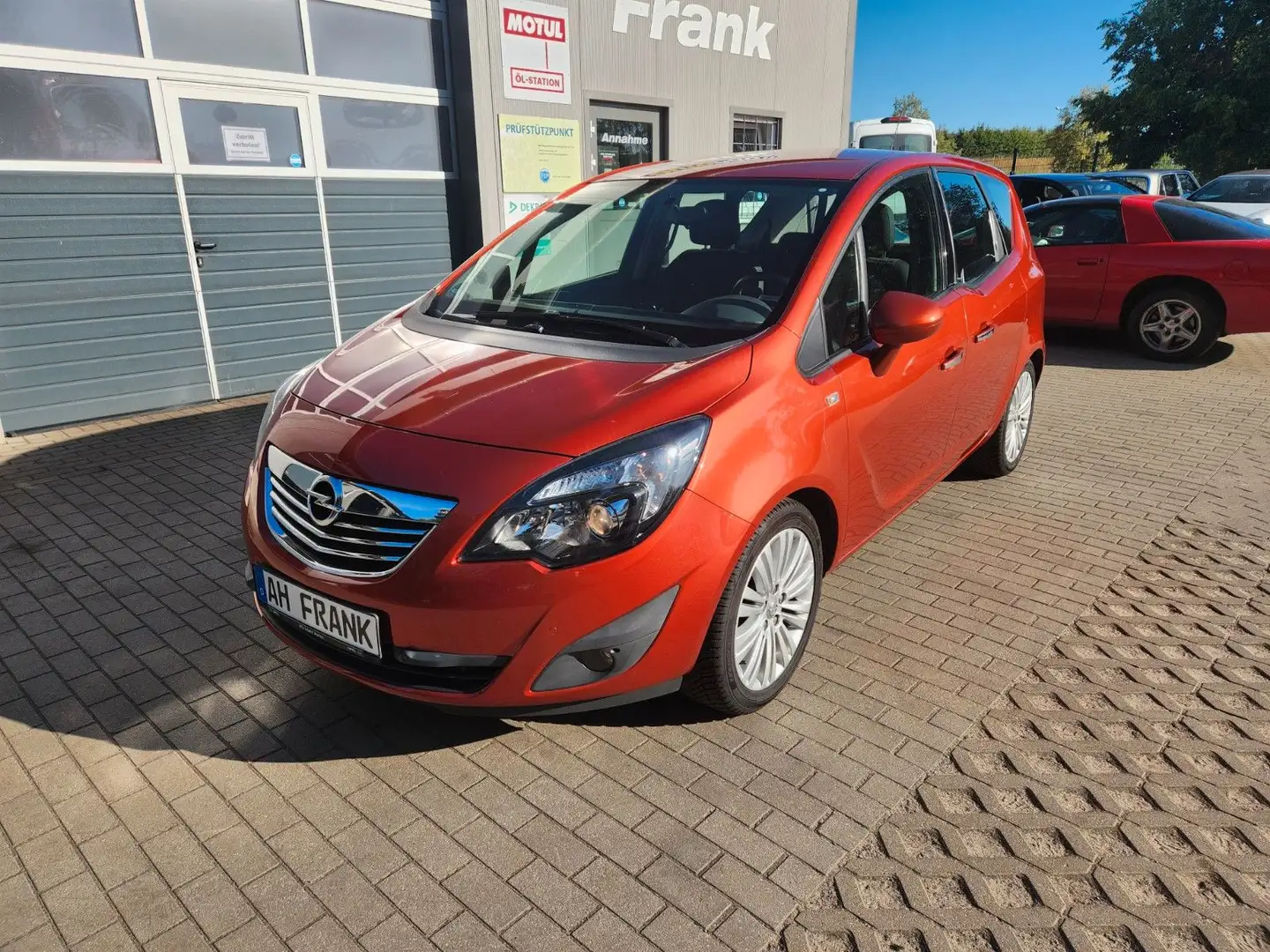 Opel Meriva B Innovation Rot - 1