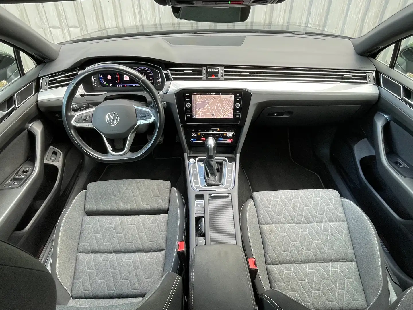 Volkswagen Passat Variant Business 2,0 TDI DSG * 1. Besitz * alle Service * Schwarz - 2