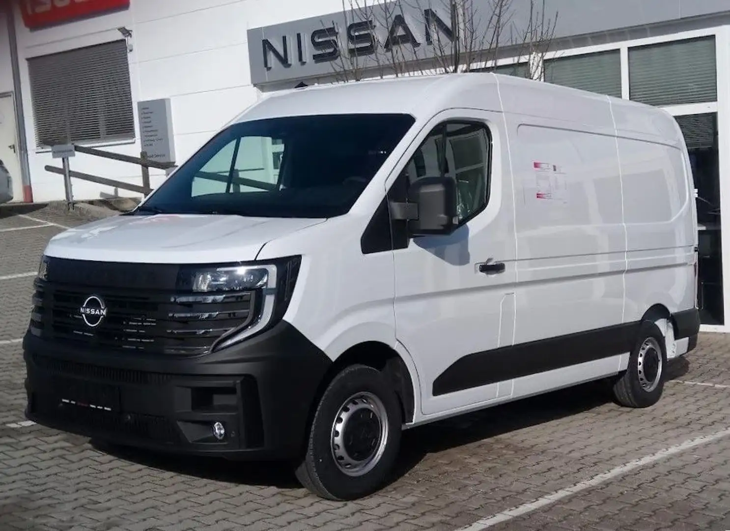 Nissan Interstar L2H2 3,5t FWD MT N-Connecta 150PS Blanco - 1