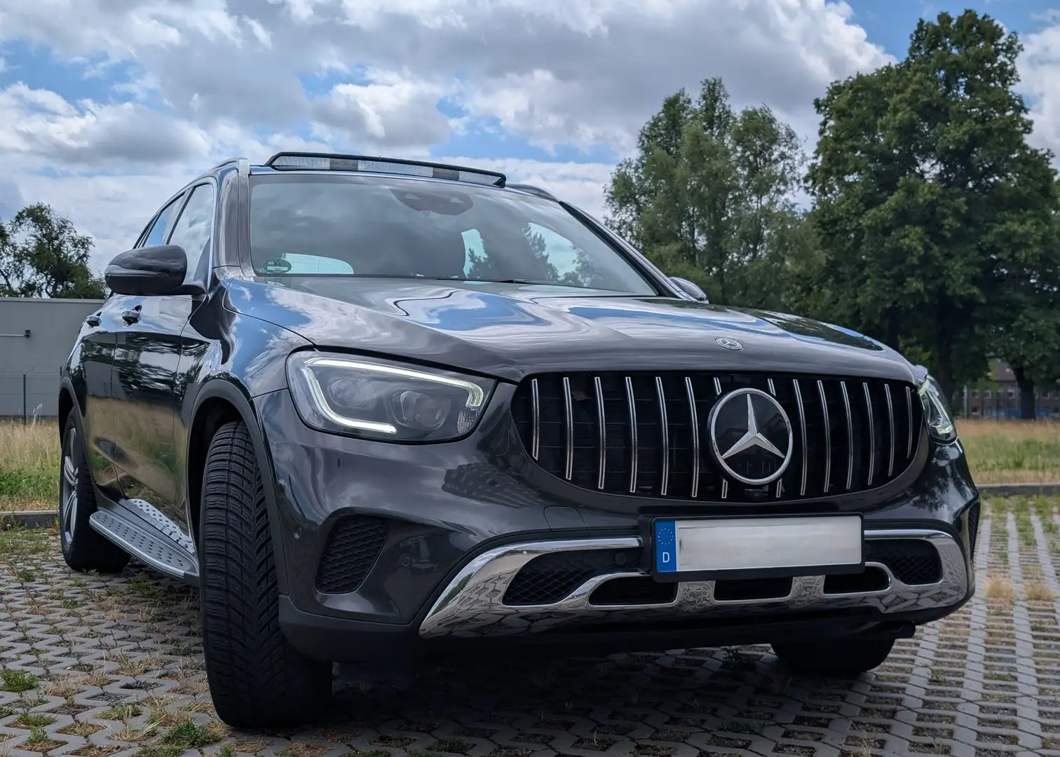 Mercedes-Benz GLC 300 GLC 300 4Matic 9G-TRONIC Exclusive Gris - 2