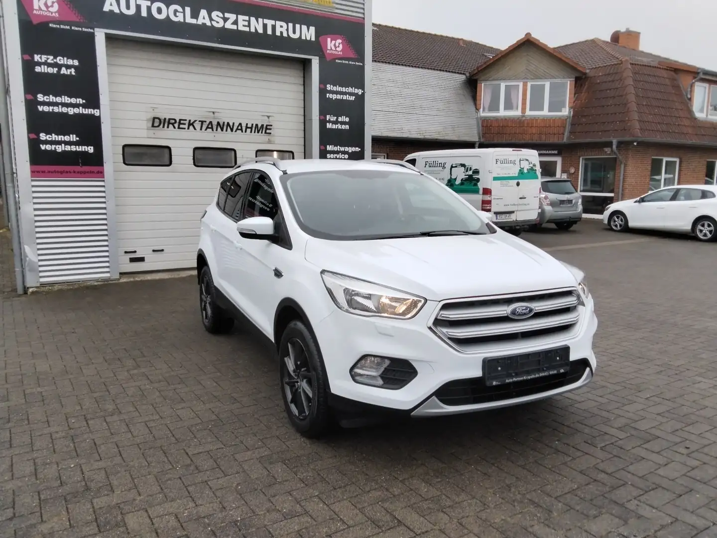 Ford Kuga 1.5EcoBoost TrendTitanium/SHZG/PDC/BT/SYNC Blanc - 1