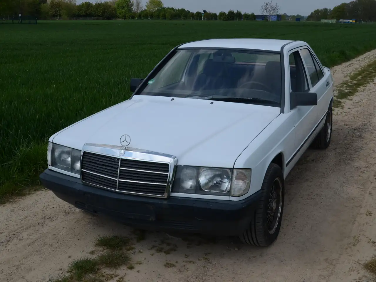 Mercedes-Benz 190E W201, foto 2