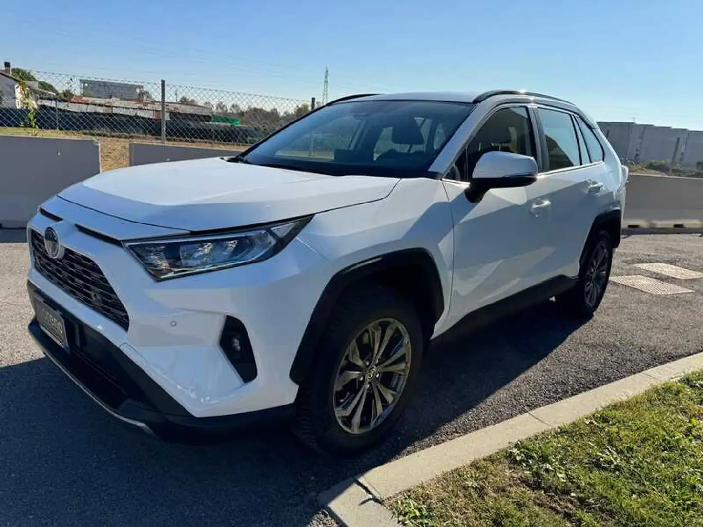 Toyota RAV 4 2.5 vvt-ie h Active 2wd e-cvt Bianco - 1
