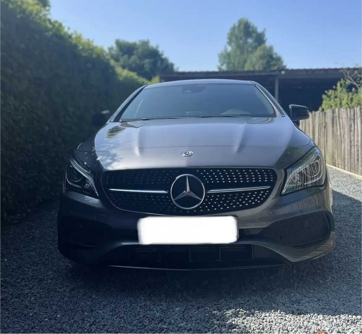 Mercedes-Benz CLA 200 Shooting Brake AMG Line - 1