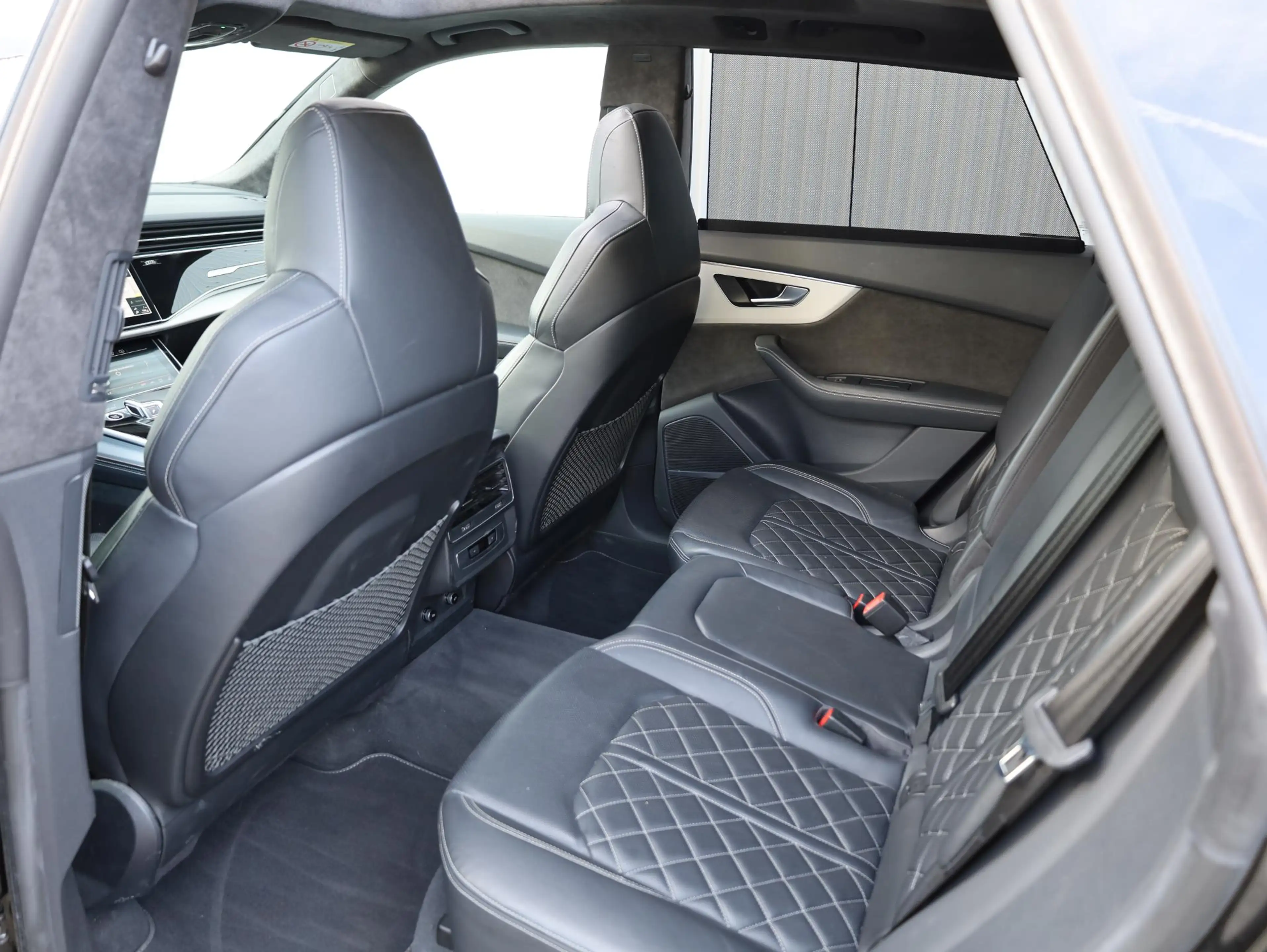 Audi Q8 60 TFSI e quattro Pro Line S Competition Panodak | — photo 37
