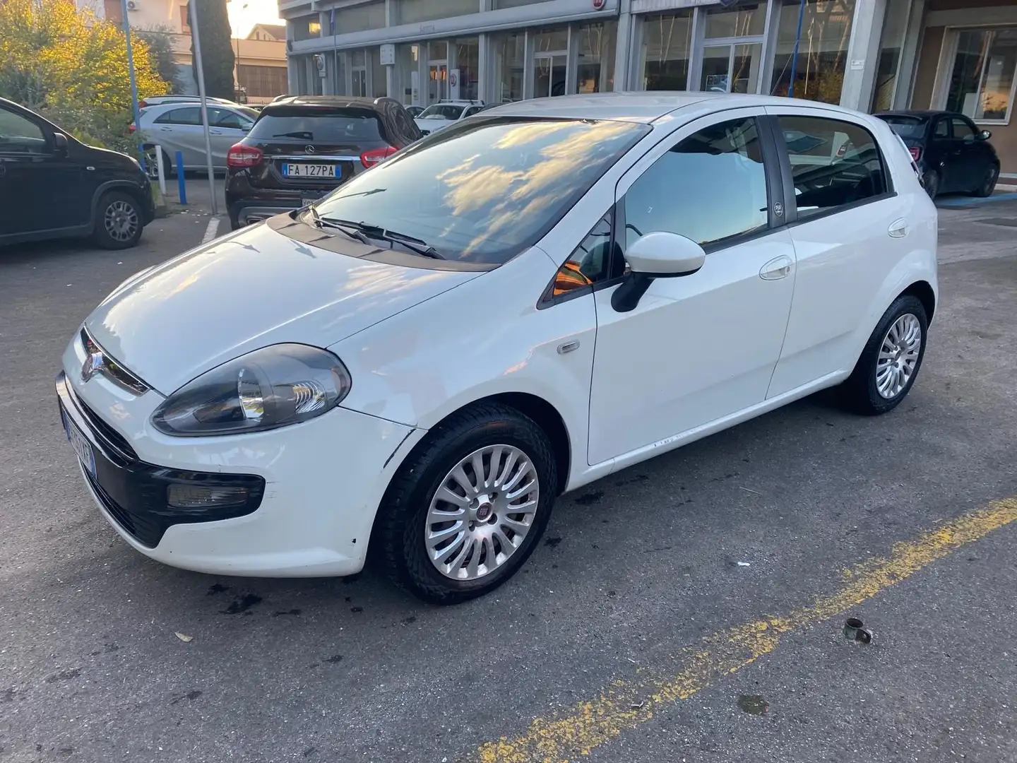 Fiat Punto Evo Punto III 2009 Evo 5p 1.2 MyLife s Wit - 1