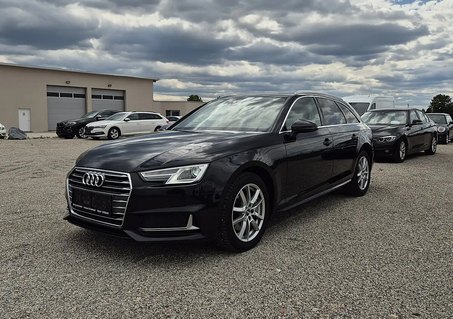 Audi A4 Avant 2,0 TDI Sport S-tronic Schwarz - 2