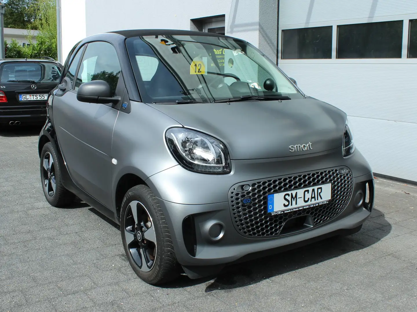 smart forTwo Fortwo Coupe EQ 22 KW Lader 1.Hand scheckheft Gris - 2