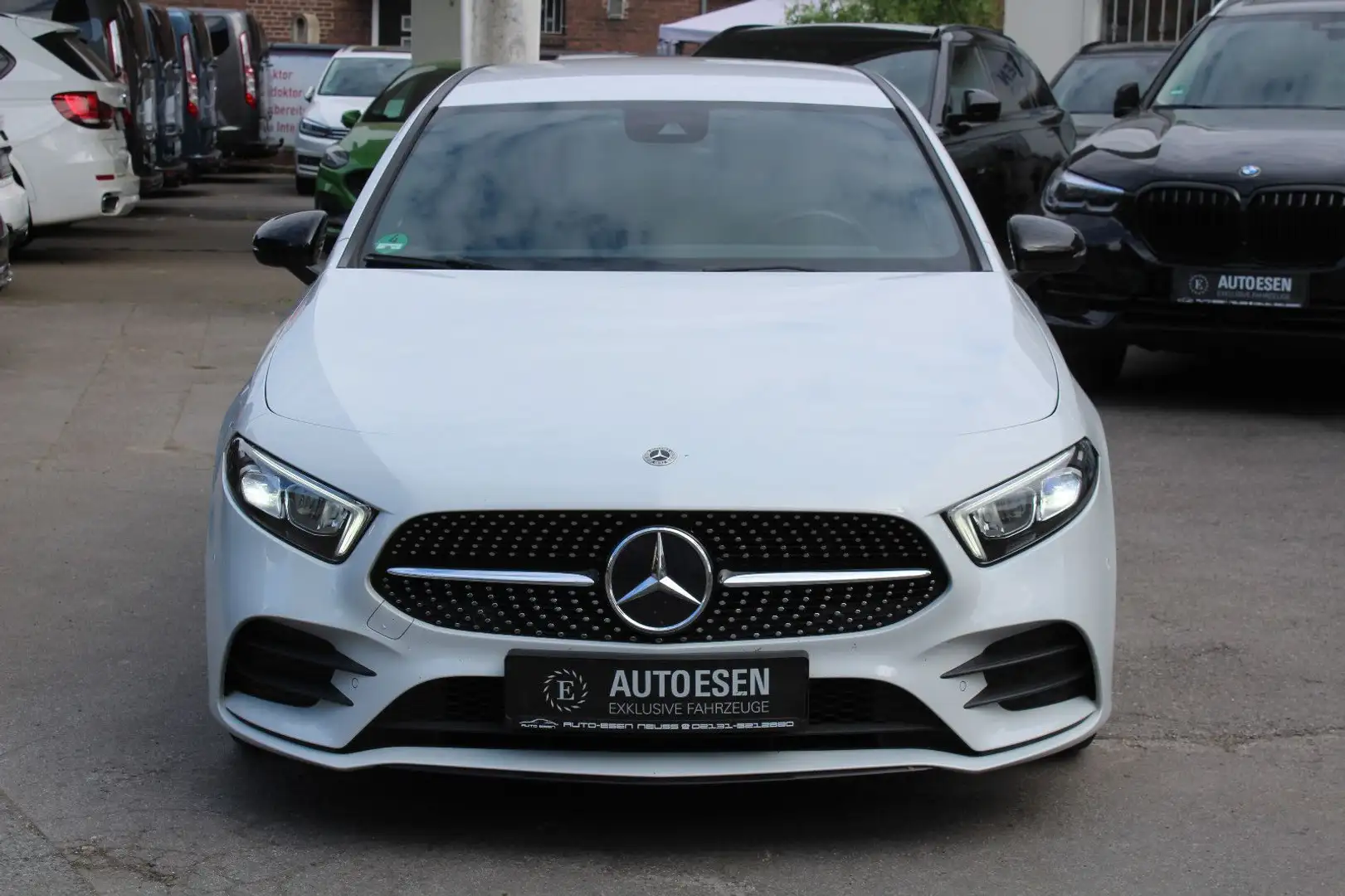Mercedes-Benz A 200 A200 AMG-LINE+AMBIENTE+KAMERA+DISTRONIC+NIGHT Wit - 2