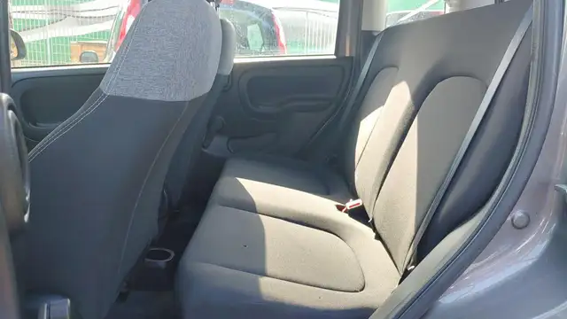 Fiat Panda view 8