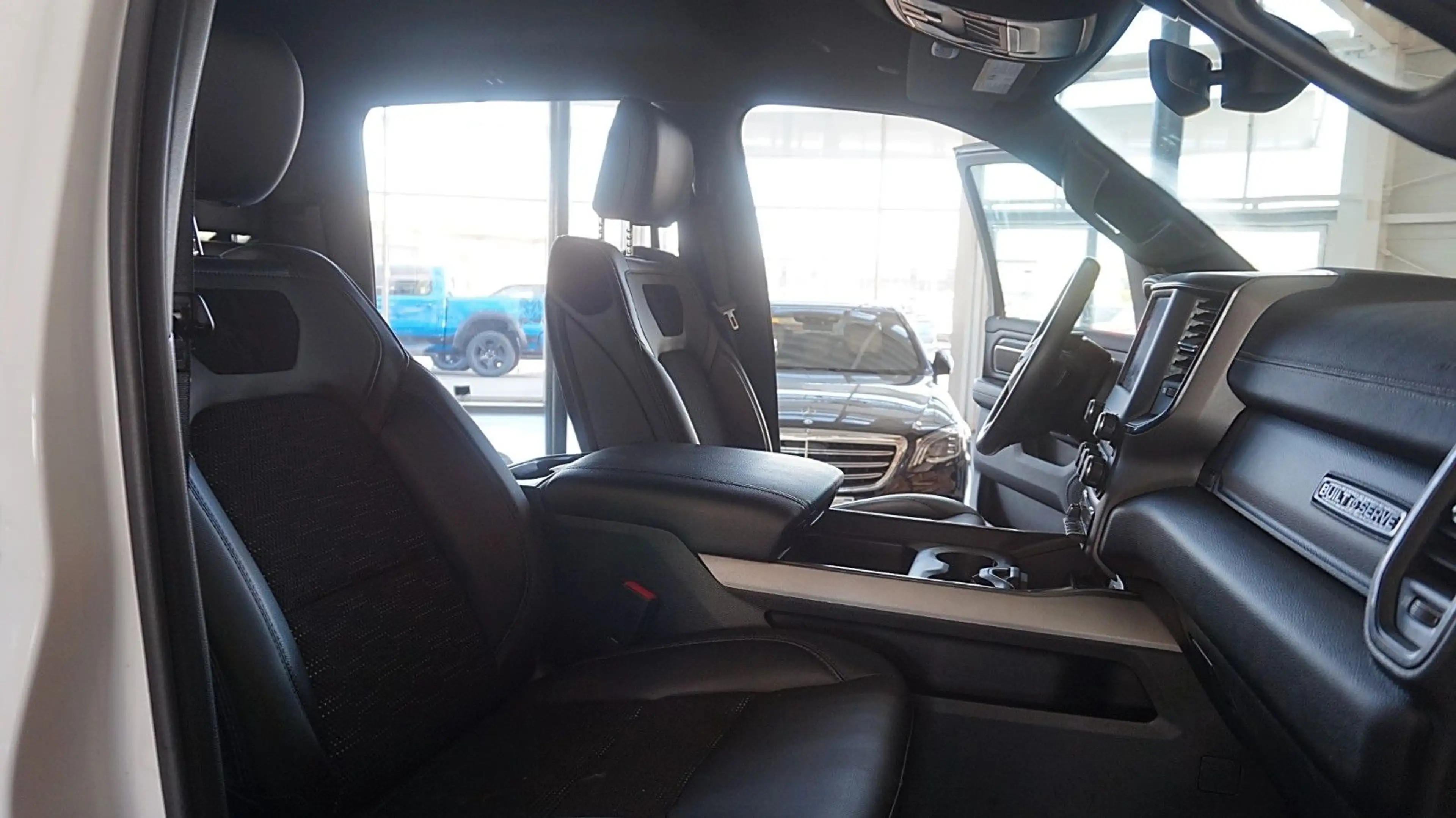 Dodge RAM 1500 HEMI V8eTorque*Crew-Cab*hoch-breit*AHK* — photo 13