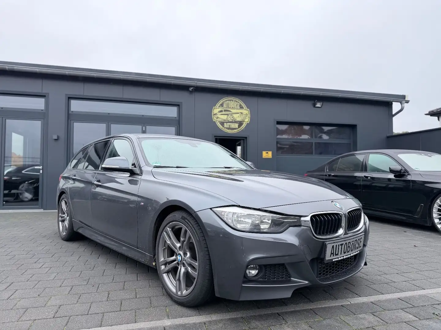 BMW 320 d M Sport*2. Hand* Grau - 1