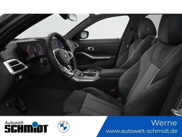 BMW 3 Series view 3