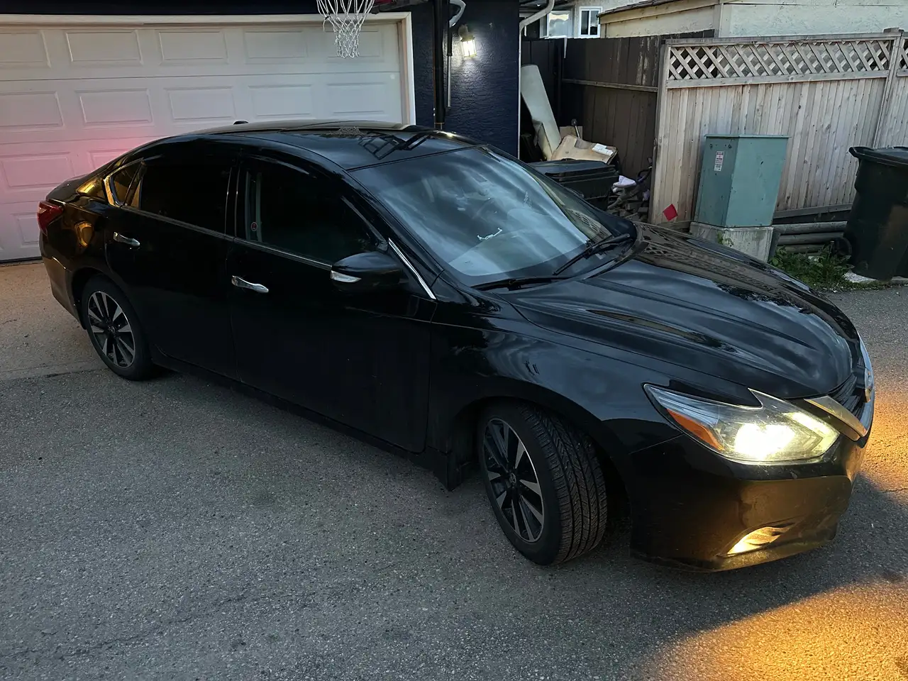 Nissan Altima снимка Nissan Altima