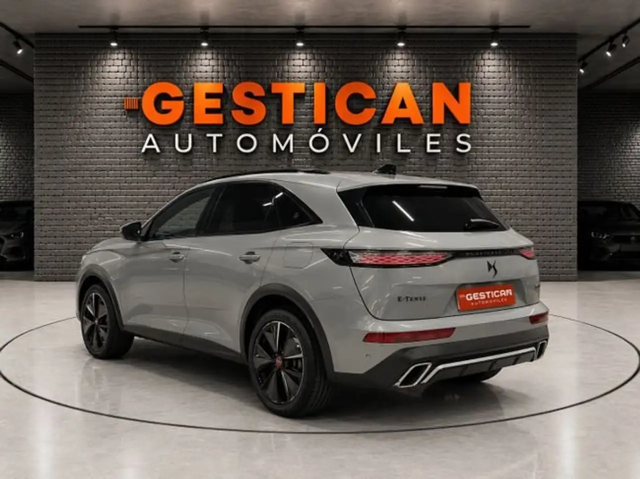DS Automobiles DS 7 Crossback 2024