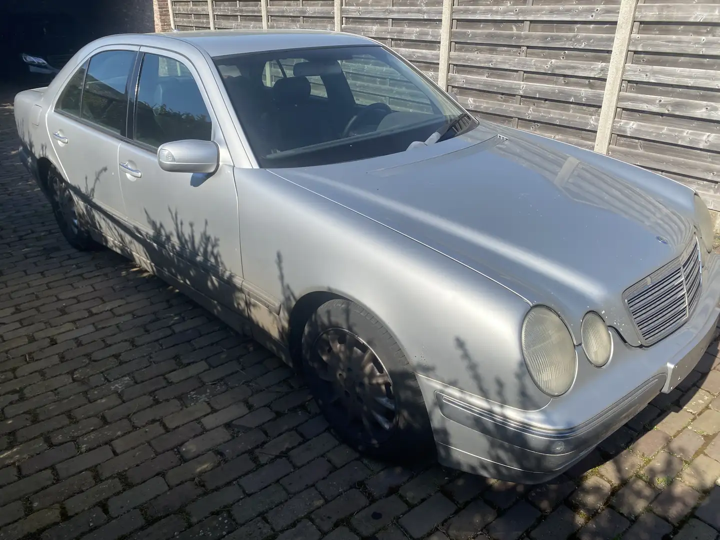 Mercedes-Benz E 220 CDI Elegance - 2