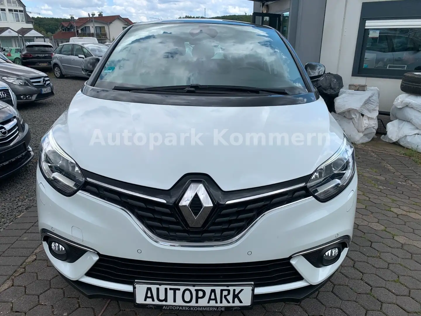 Renault Scenic IV Intens*CAM*BT*EU6*1 Hand*COC* Negru - 2