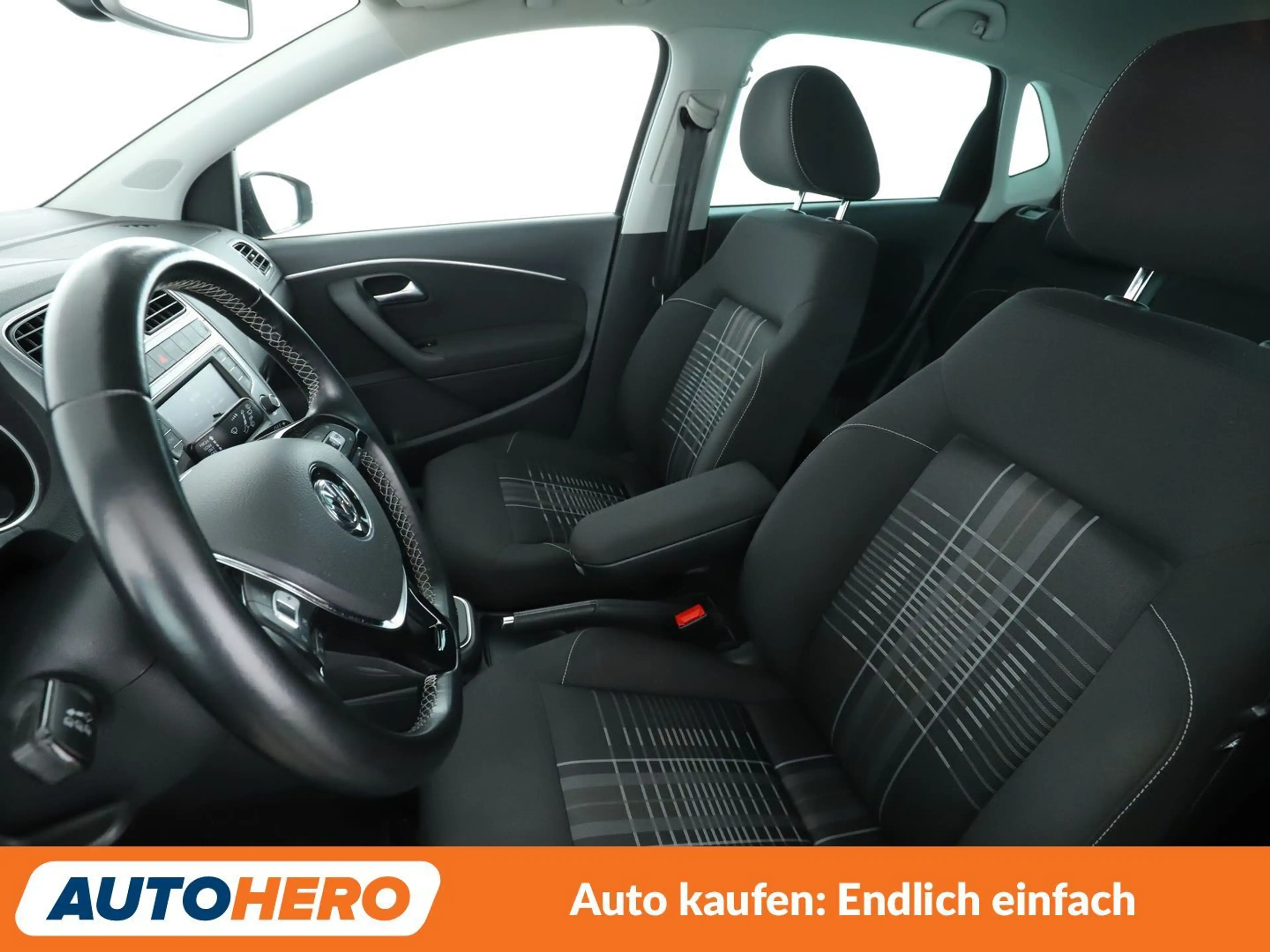 Volkswagen Polo 1.2 TSI Lounge BMT Aut. *NAVI*LED*TEMPO*CAM*SHZ* — photo 10