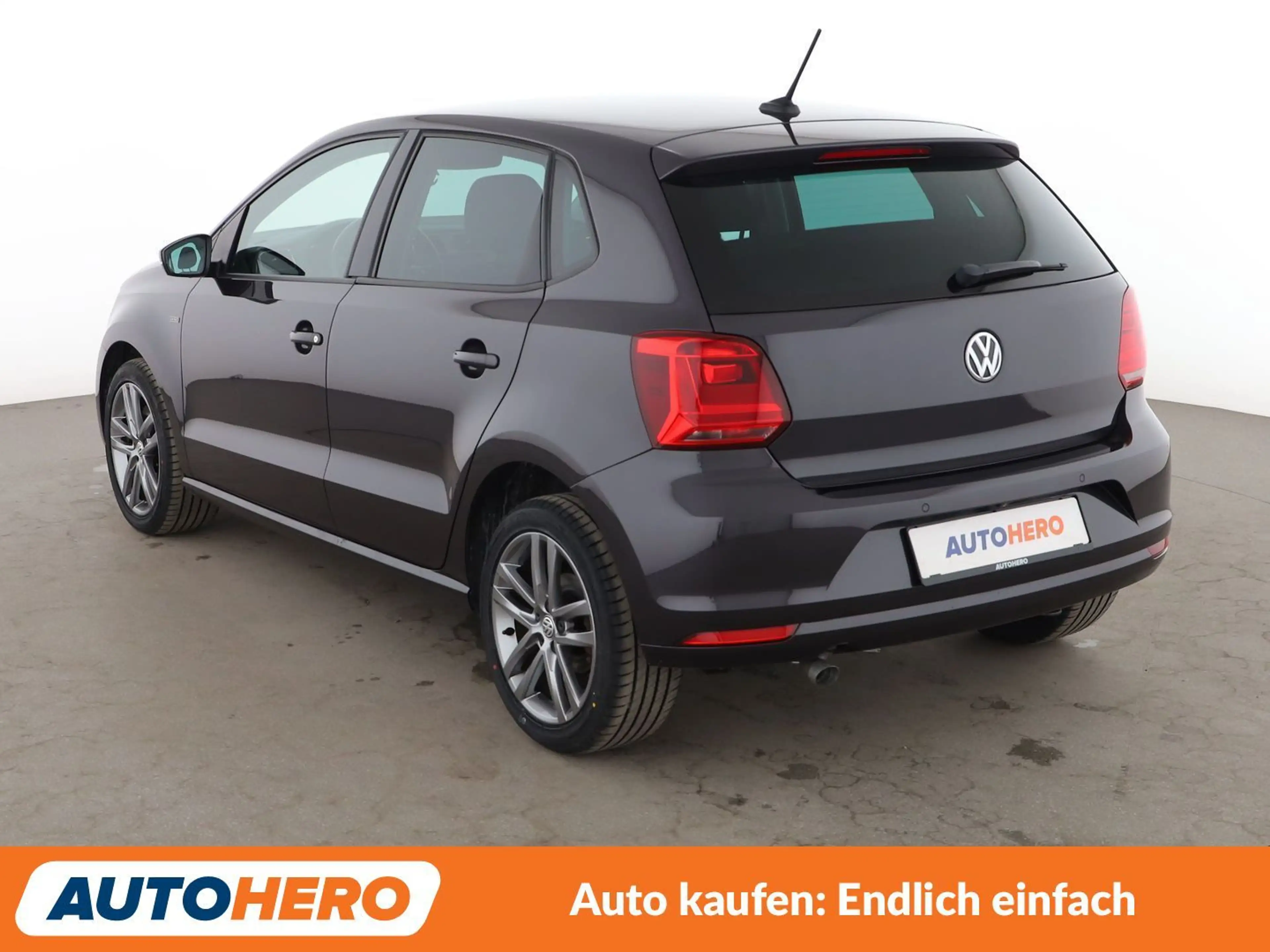 Volkswagen Polo 1.2 TSI Lounge BMT Aut. *NAVI*LED*TEMPO*CAM*SHZ* — photo 4