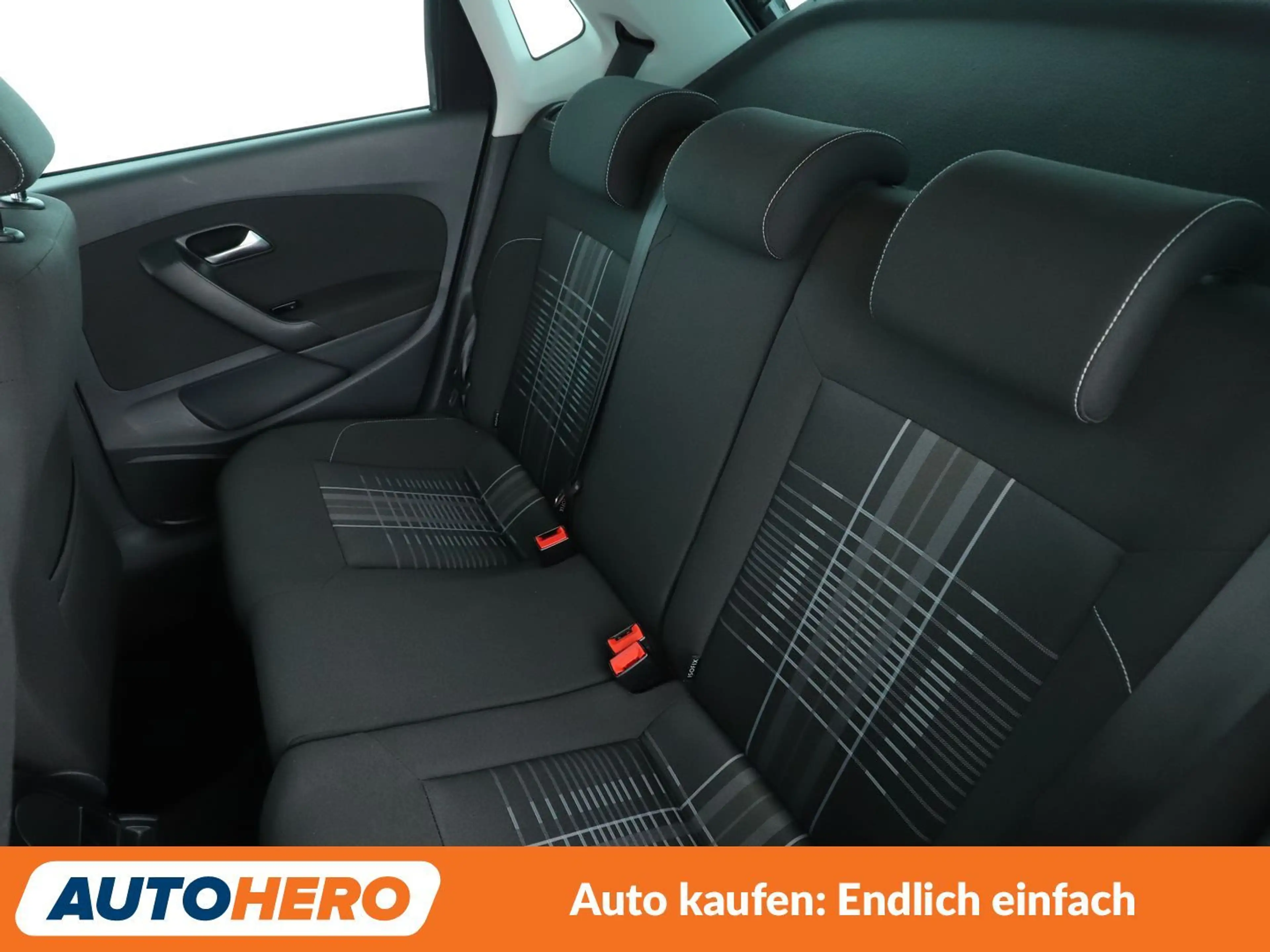 Volkswagen Polo 1.2 TSI Lounge BMT Aut. *NAVI*LED*TEMPO*CAM*SHZ* — photo 14