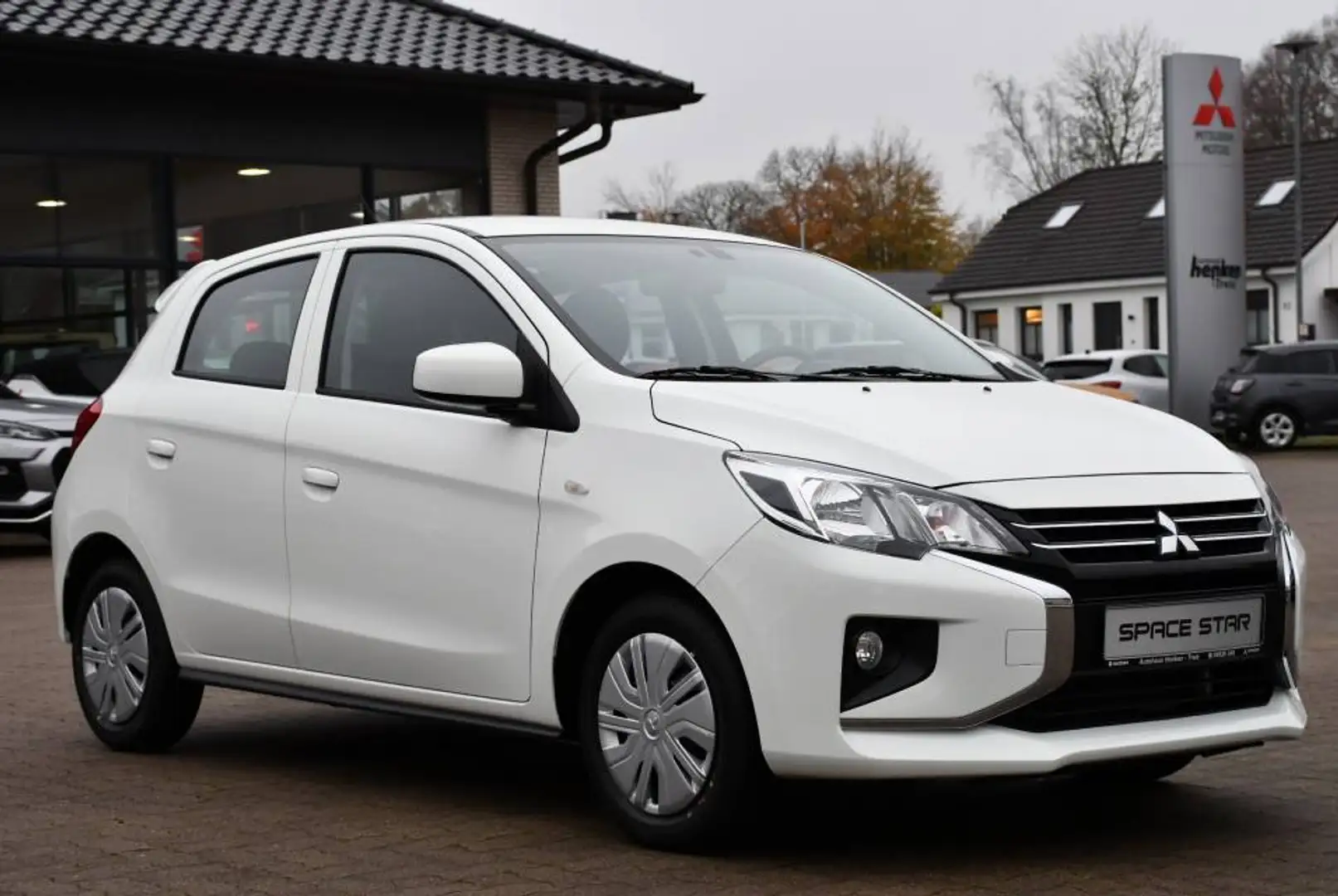 Mitsubishi Space Star 1.2 Select | Klima | Funk-ZV | Radio Bianco - 2