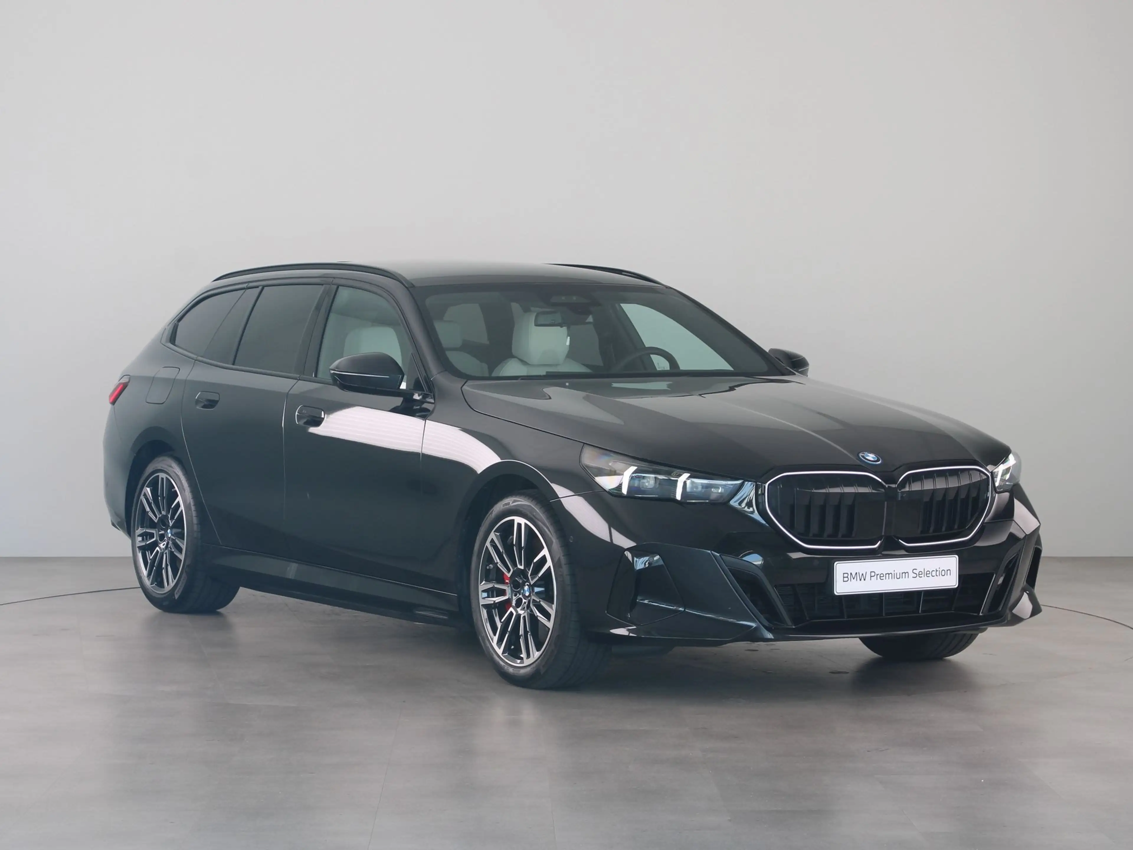 BMW 550 5 Serie 550e Touring xDrive — photo 9