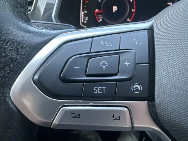 Volkswagen Tiguan view 15