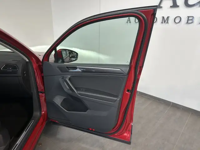 Volkswagen Tiguan view 7