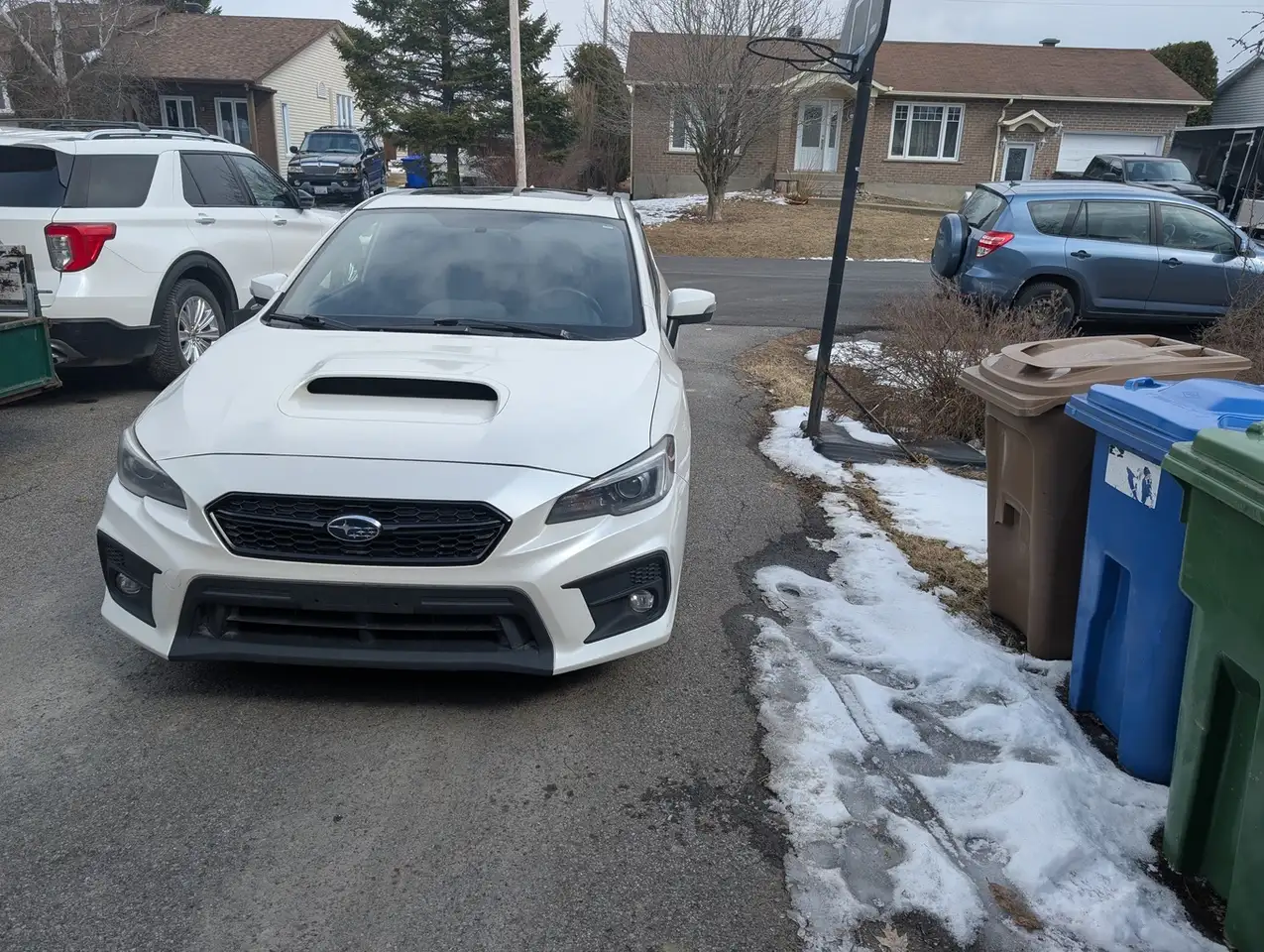 Subaru WRX снимка Subaru WRX